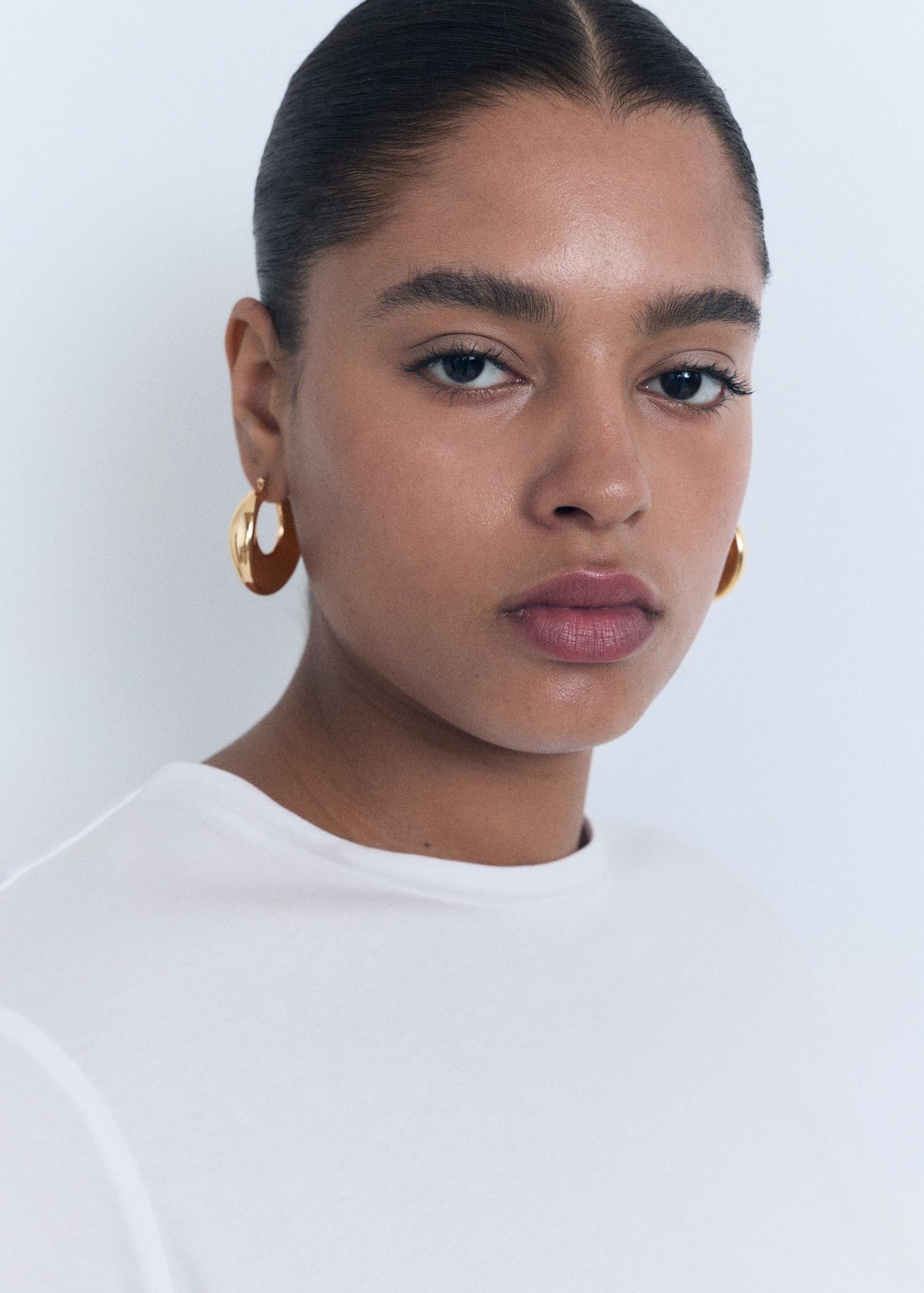 Cotton short-sleeved t-shirt - Women | MANGO USA Product Image