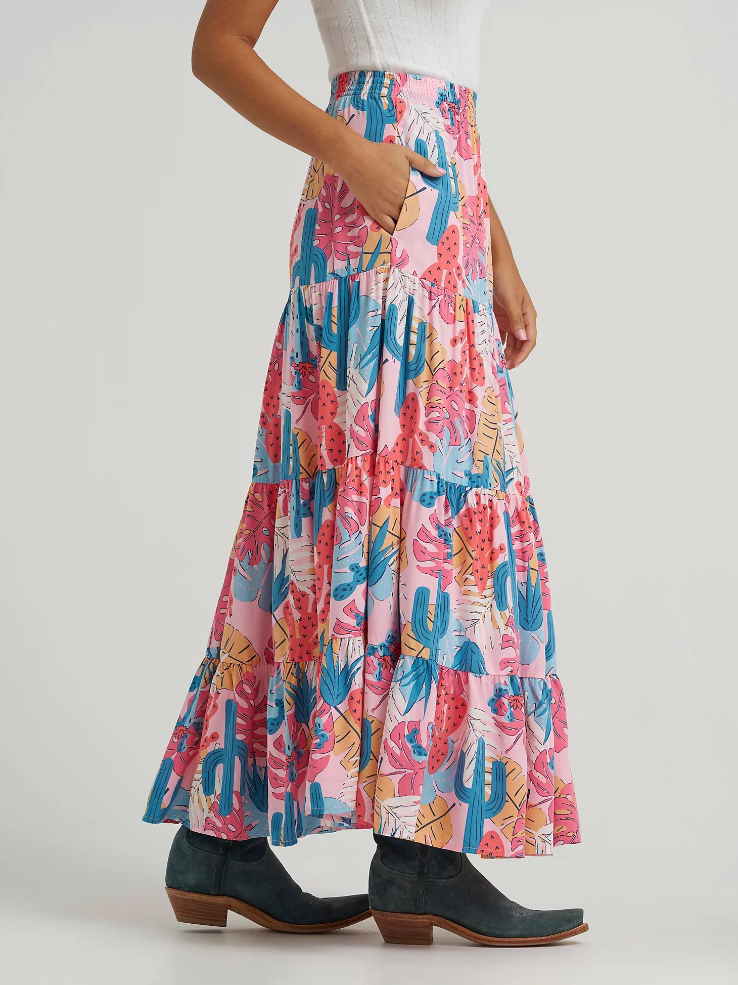 Women's Wrangler Printed Tiered Maxi Skirt Product Image
