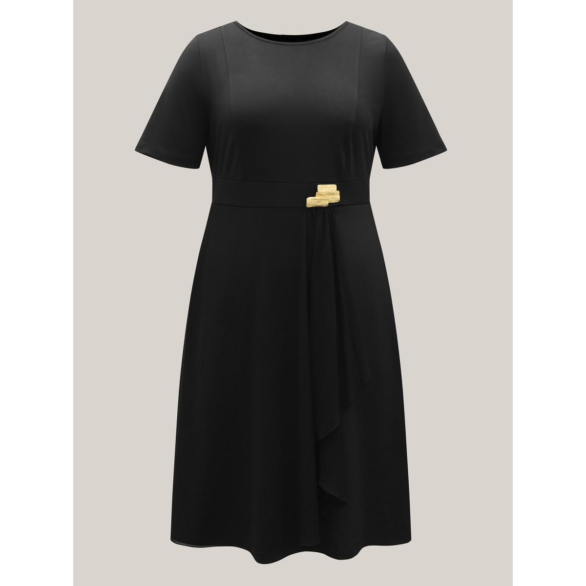 Plus Size Waist-Cinched Spliced Seamed Midi Dress Black Women Round Neck Short sleeve Curvy BloomChic 26/4X Product Image