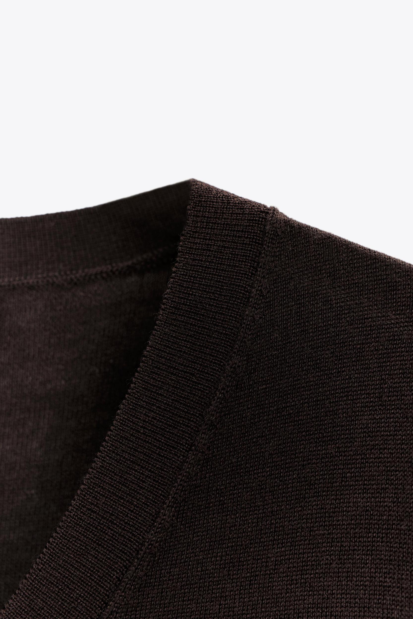 100% WOOL SHORT SLEEVE TOP Product Image