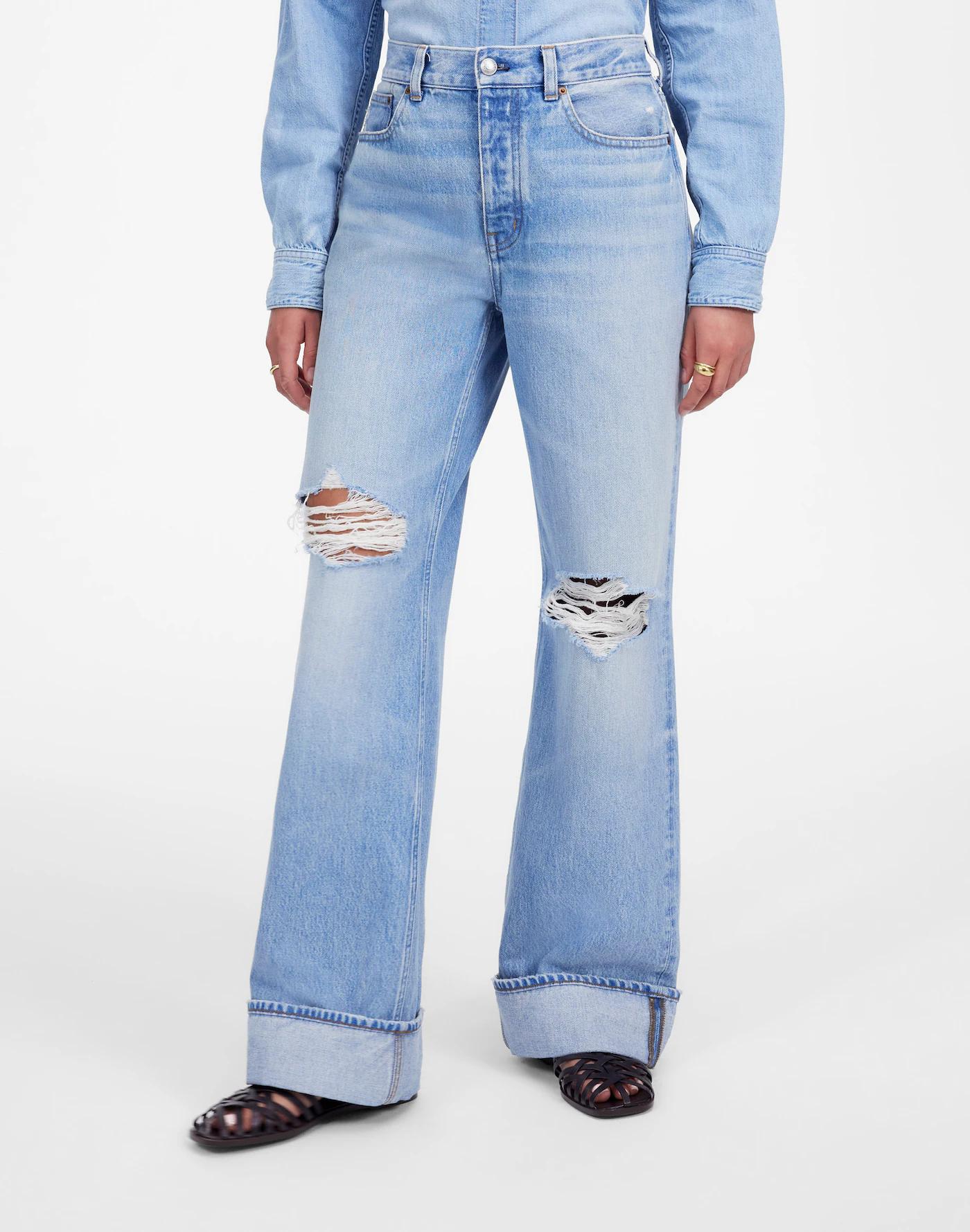Petite Low-Slung Baggy Jeans Product Image