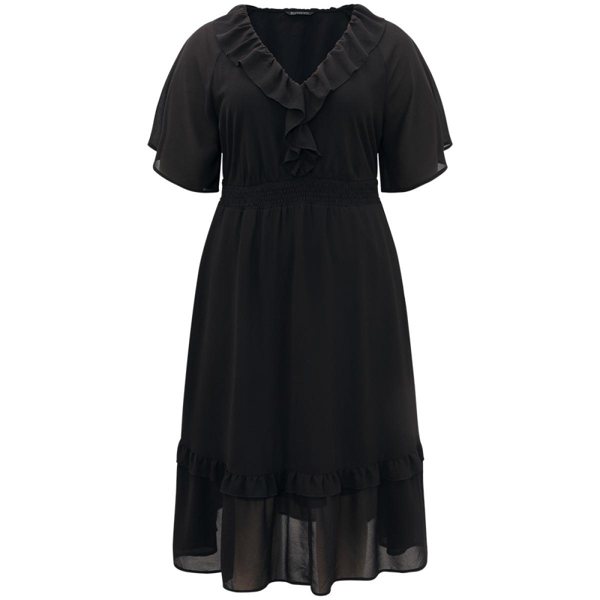 Plus Size Plain Ruffle Trim Pocket Shirred Dress Black Women Elegant Plain V-neck Half Sleeve Curvy Midi Dress BloomChic 28/5X Product Image