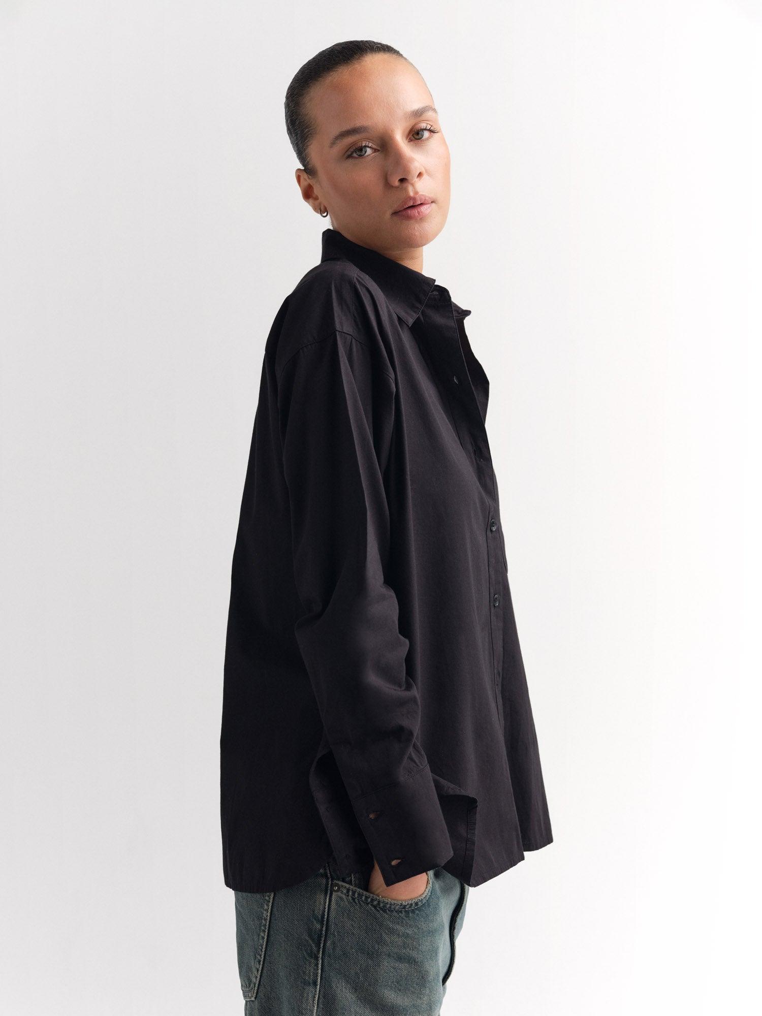 Organic Poplin Long Sleeve Button Down Female Product Image