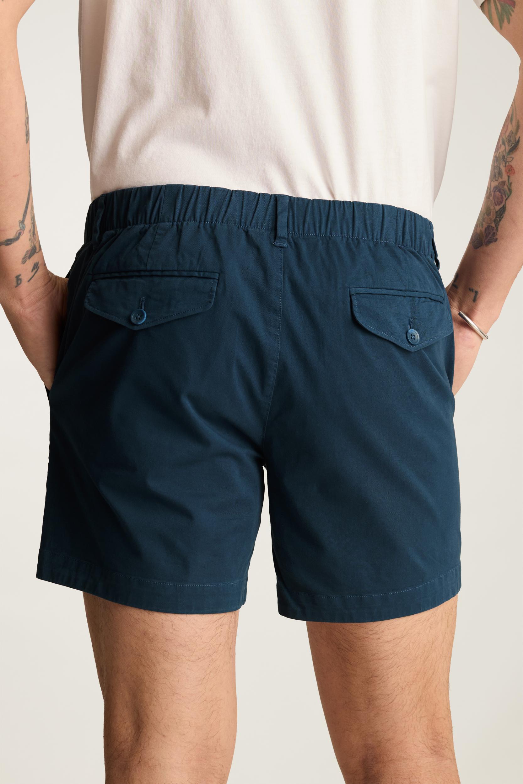 Lightweight Chino Short Product Image
