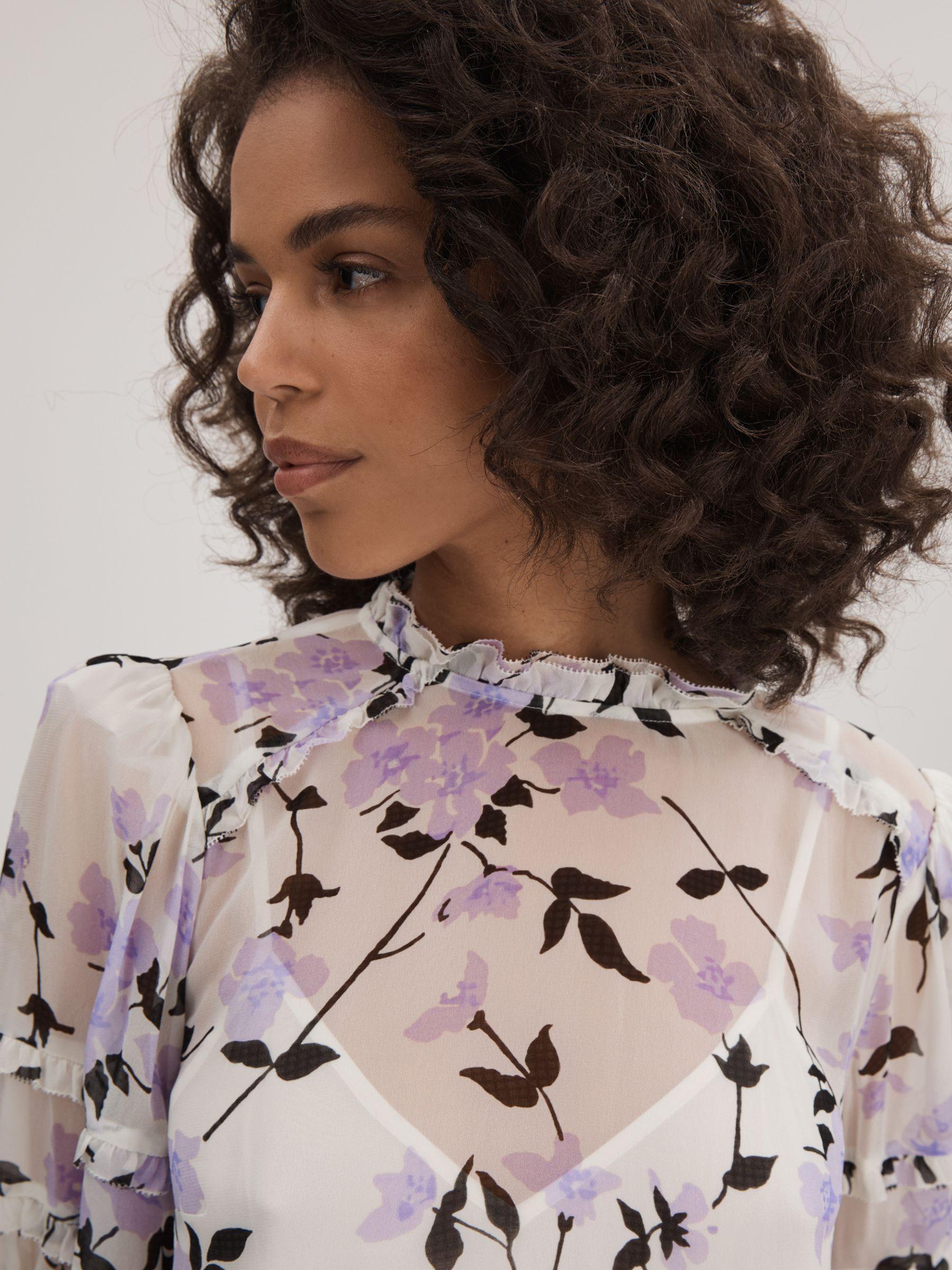 Florere Printed Puff Sleeve Blouse in Lilac Product Image