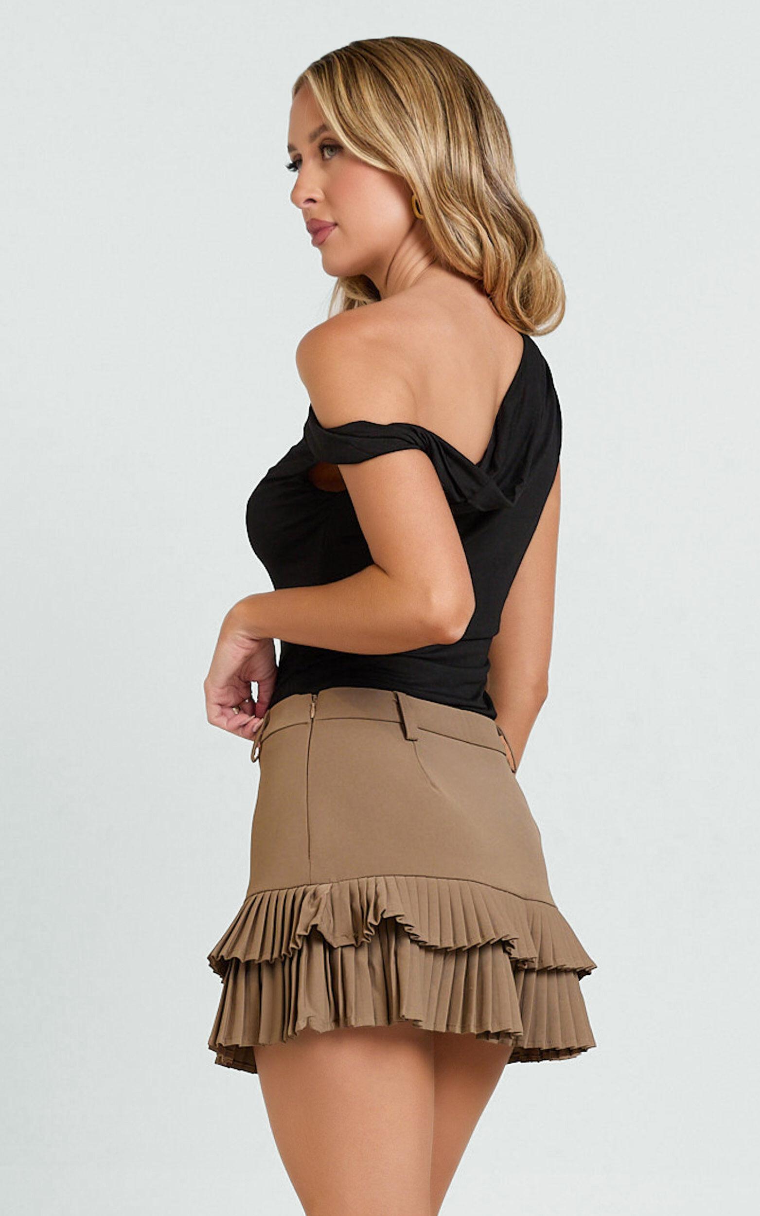 Felicia Mini Skirt - Mid Rise Drop Waist Pleated Skirt in Mocha Product Image