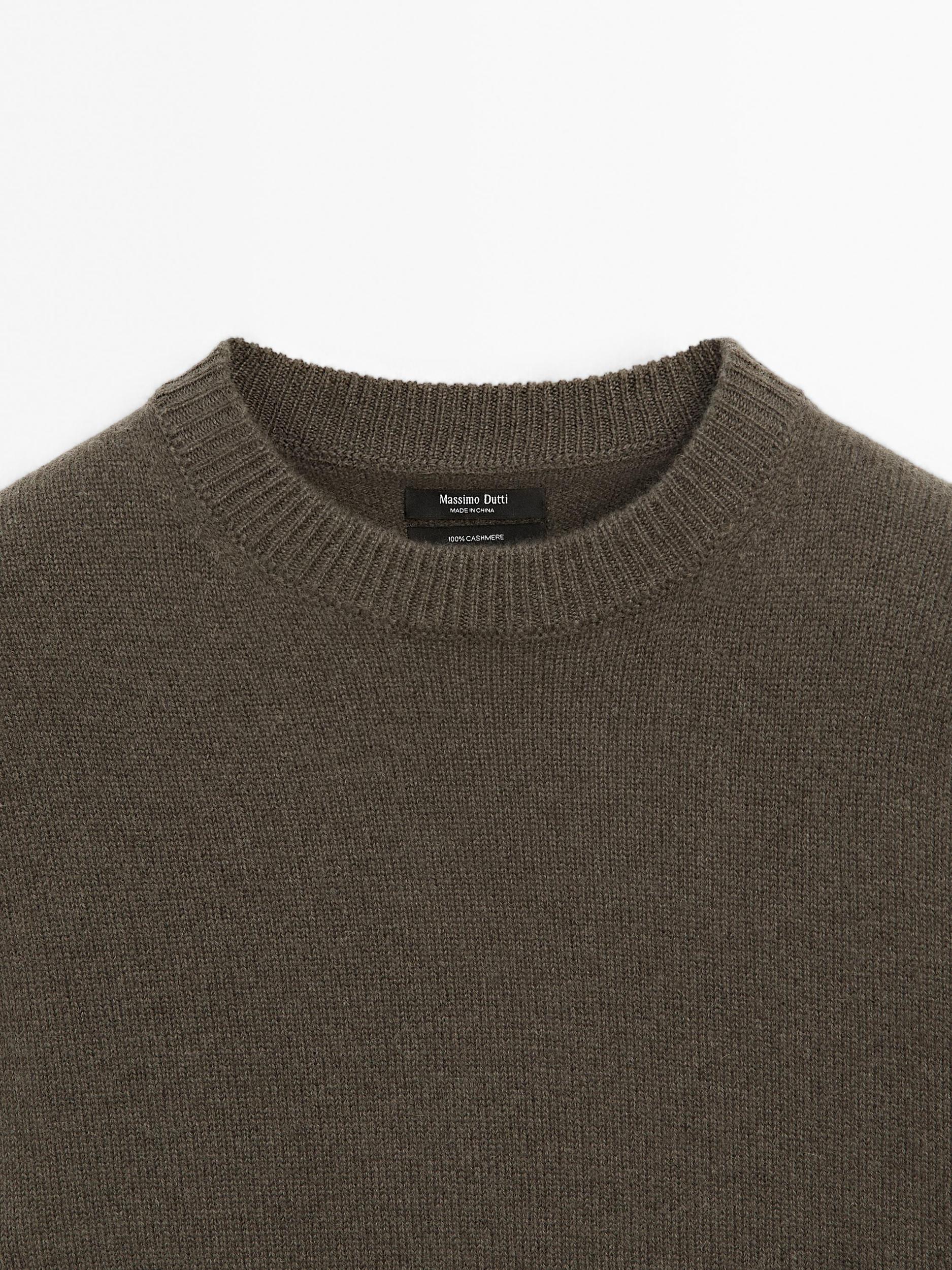 100% cashmere oversize knit sweater Product Image
