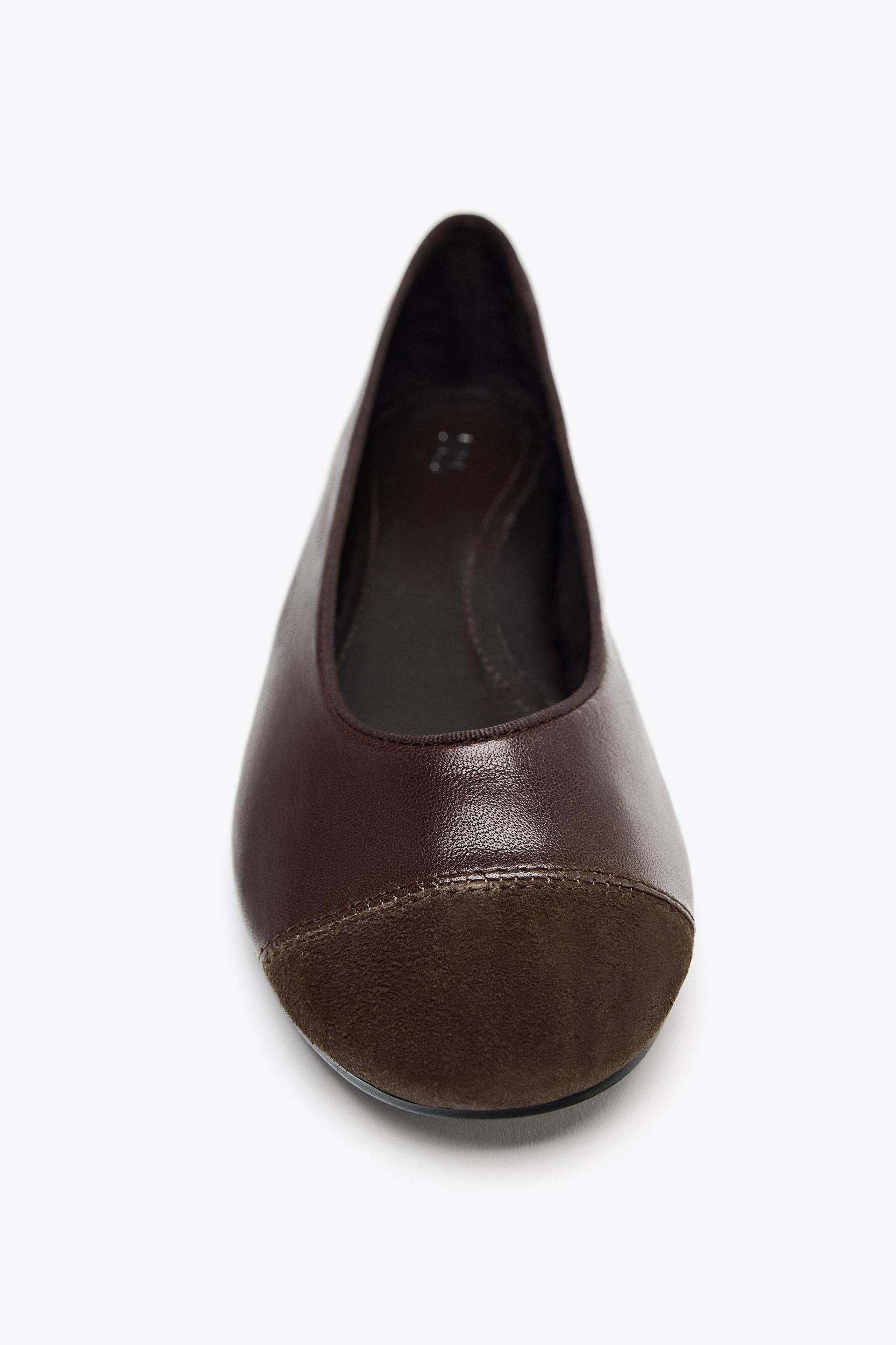 LEATHER BALLET FLATS Product Image