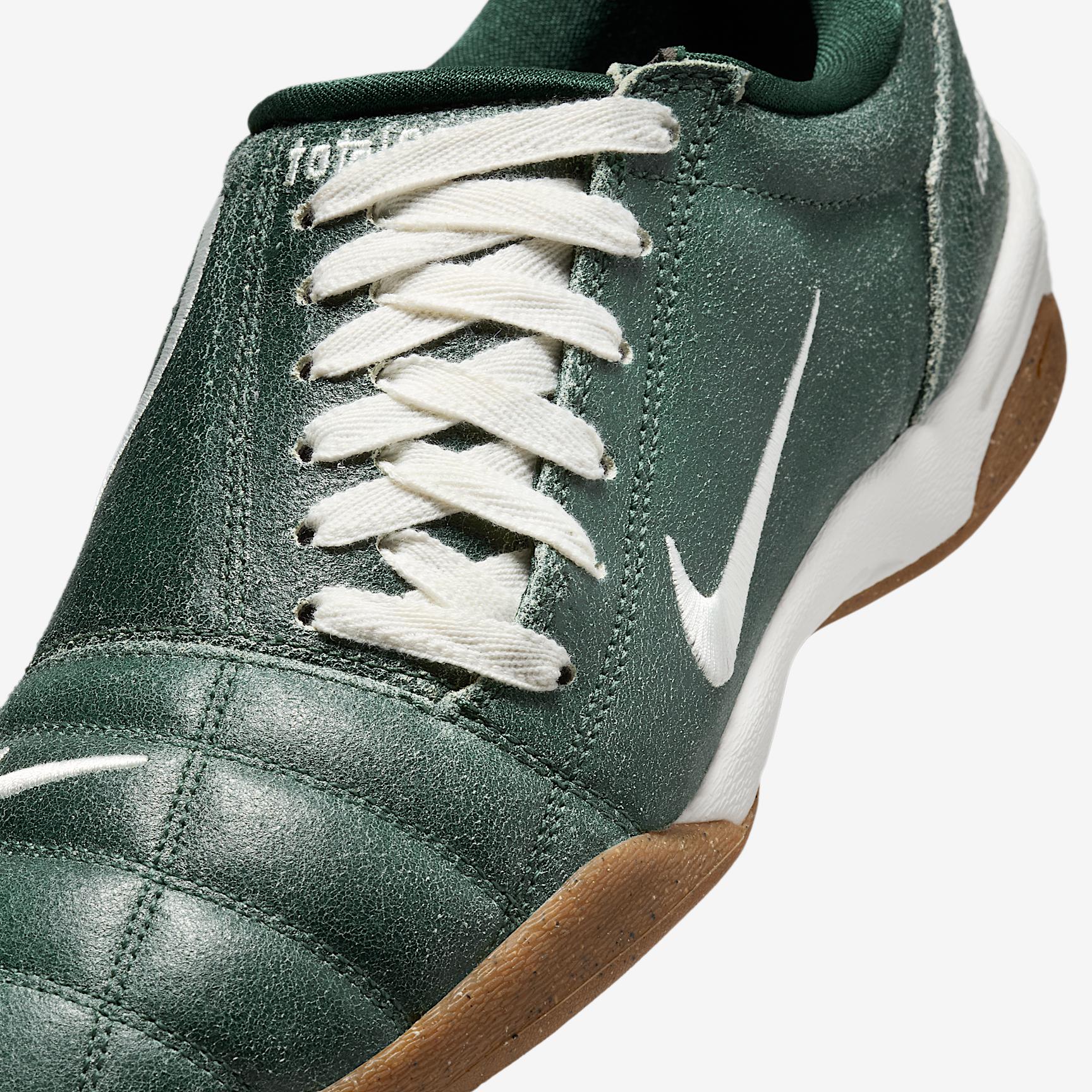 Nike Total 90 Premium Men's Shoes Product Image