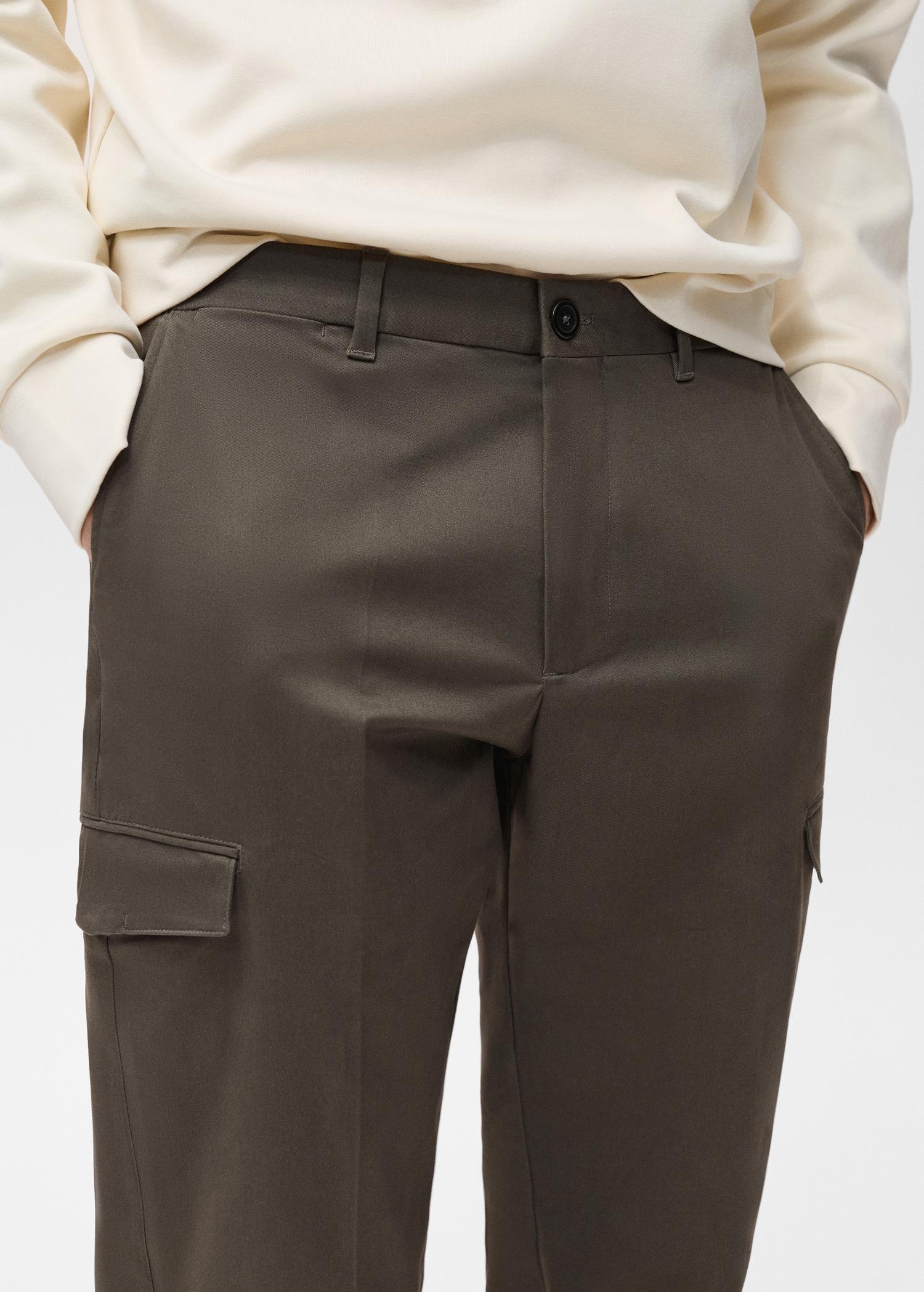 Regular-fit cotton cargo pants - Men | MANGO USA Product Image
