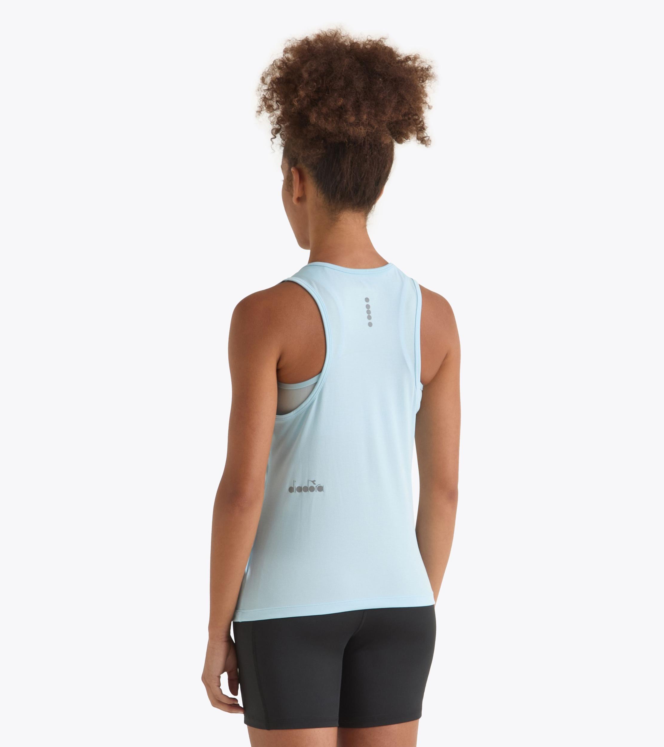 L. TANK RUN Product Image