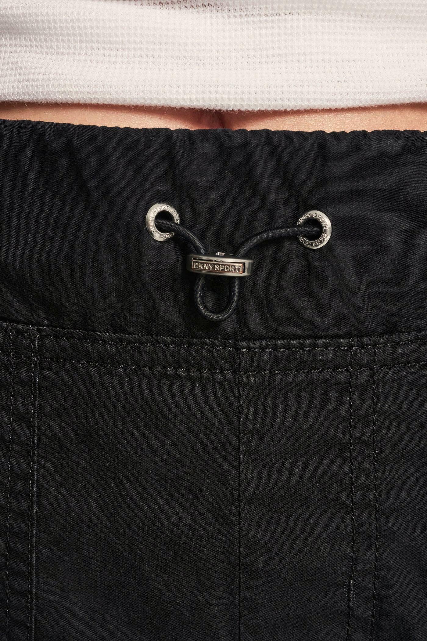 HIGH-RISE SLIM UTILITY JOGGER Product Image