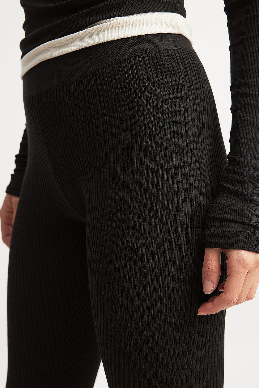 Knitted Capri Pants Product Image