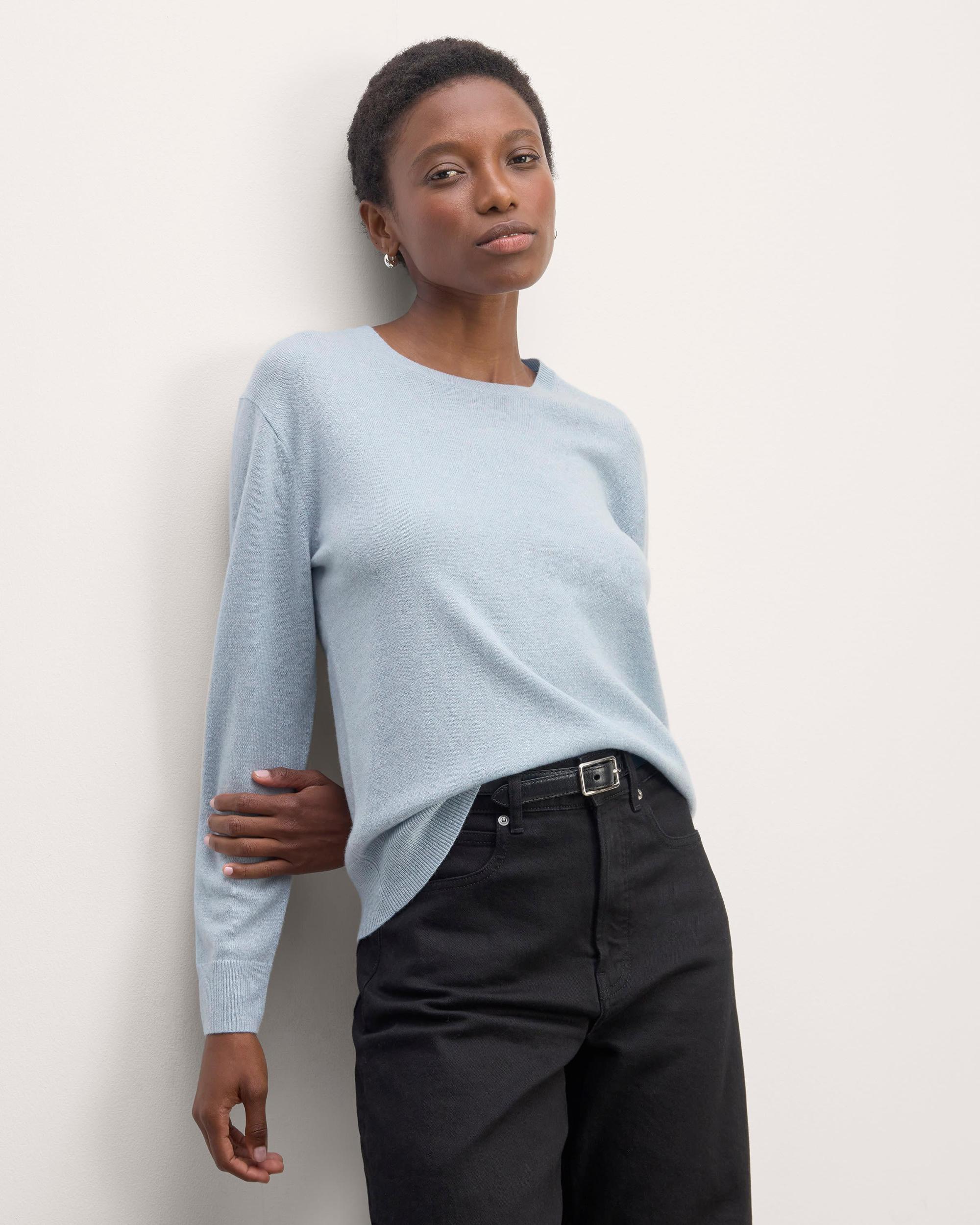 Womens Classic Crew in Cashmere Sweater by Everlane Product Image