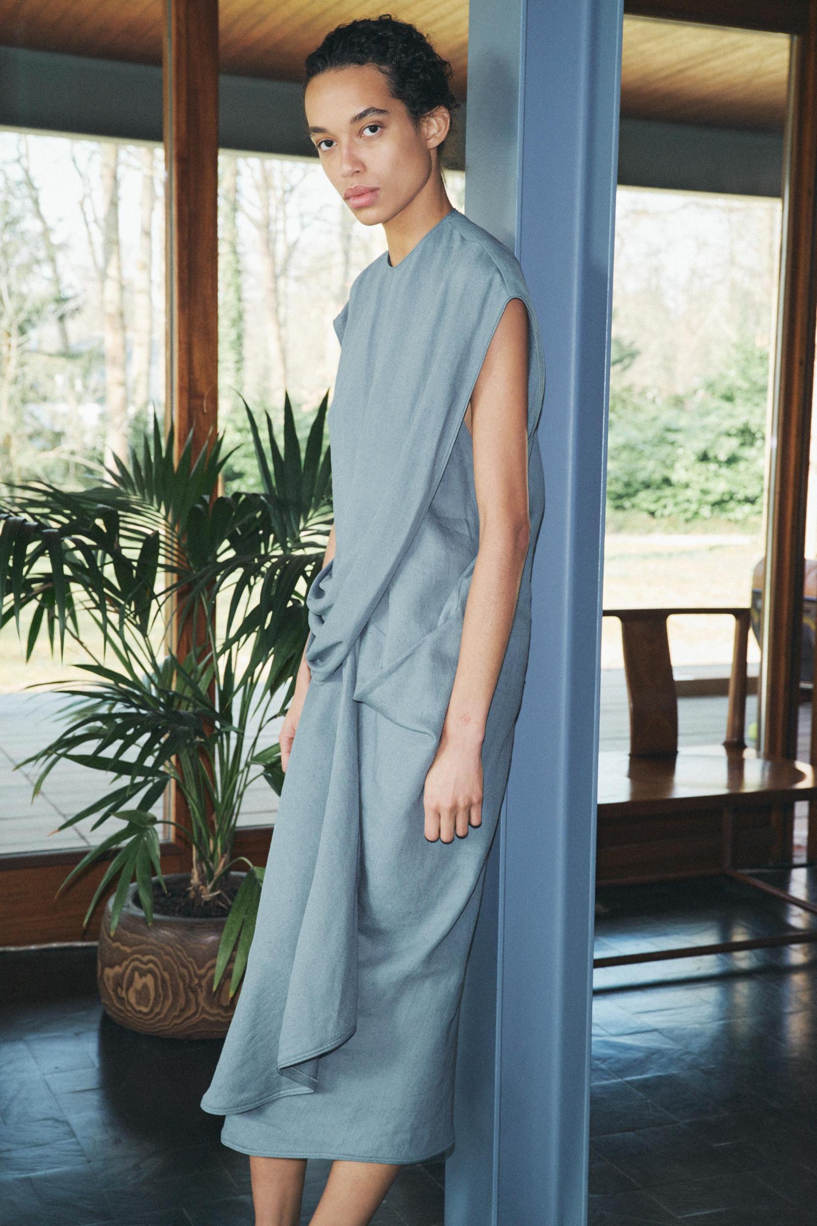 LINEN BLEND DRAPED DRESS ZW COLLECTION Product Image