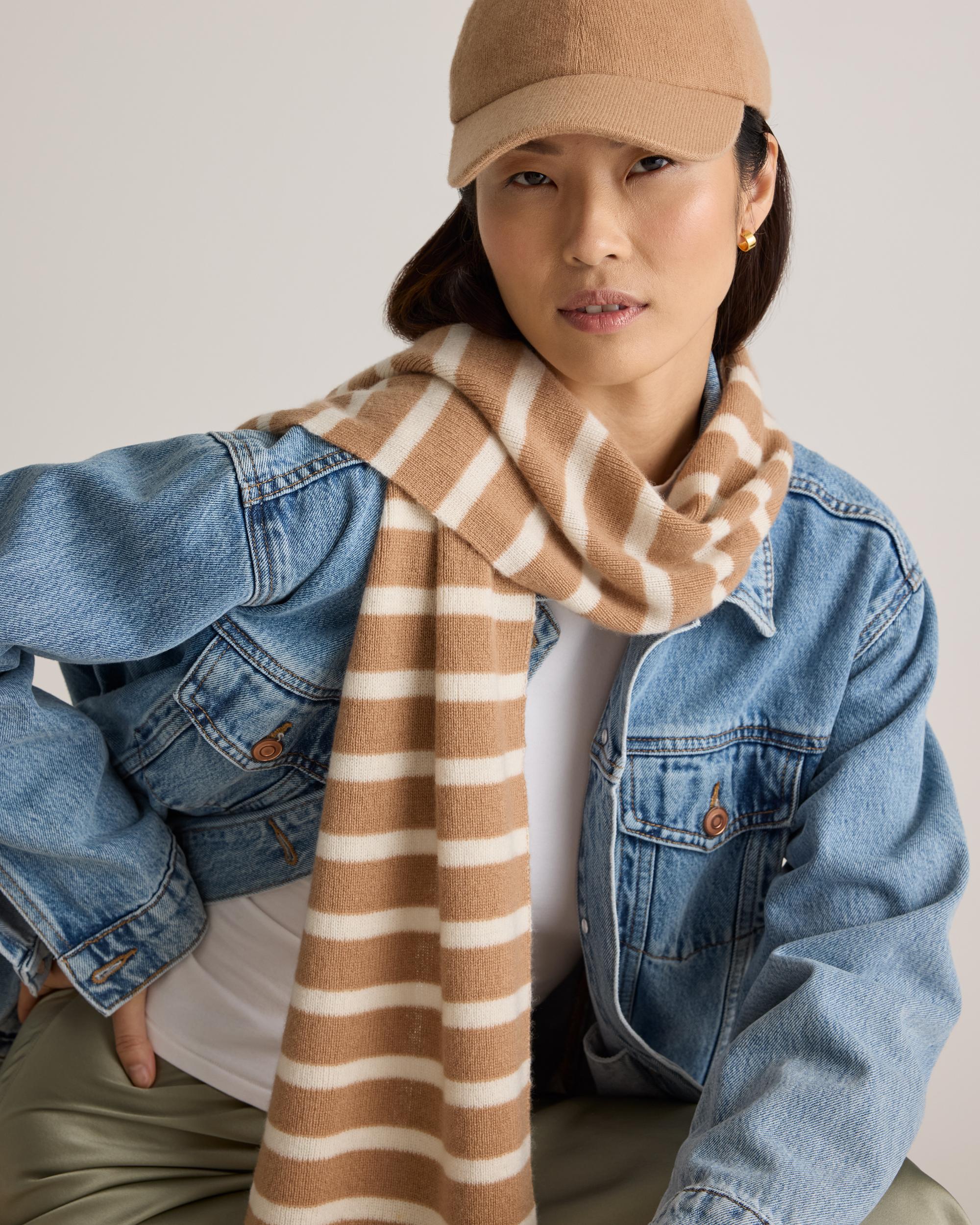 Quince | Women's Mongolian Cashmere Scarf Product Image