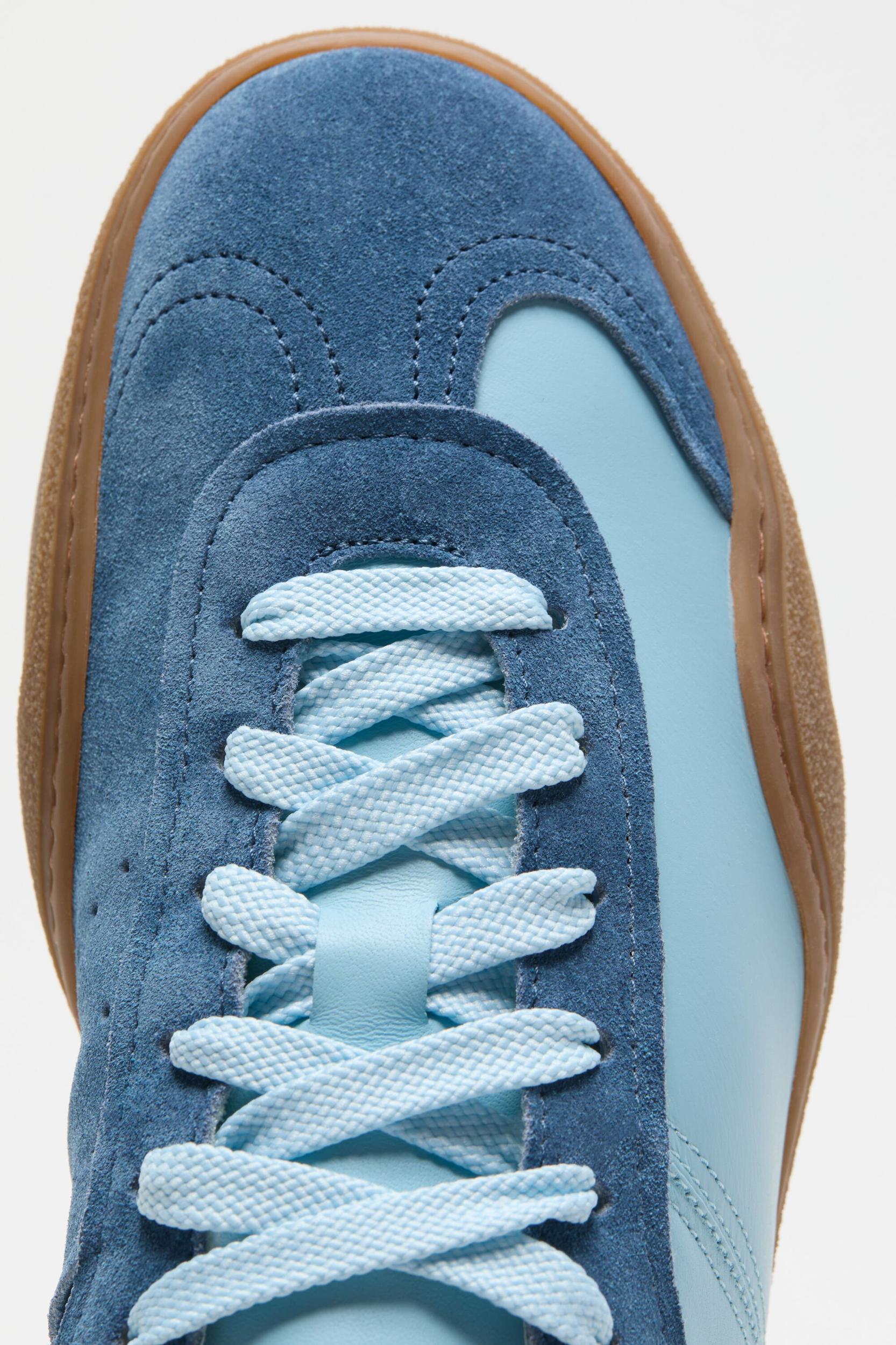 Lace-up sneakers Product Image