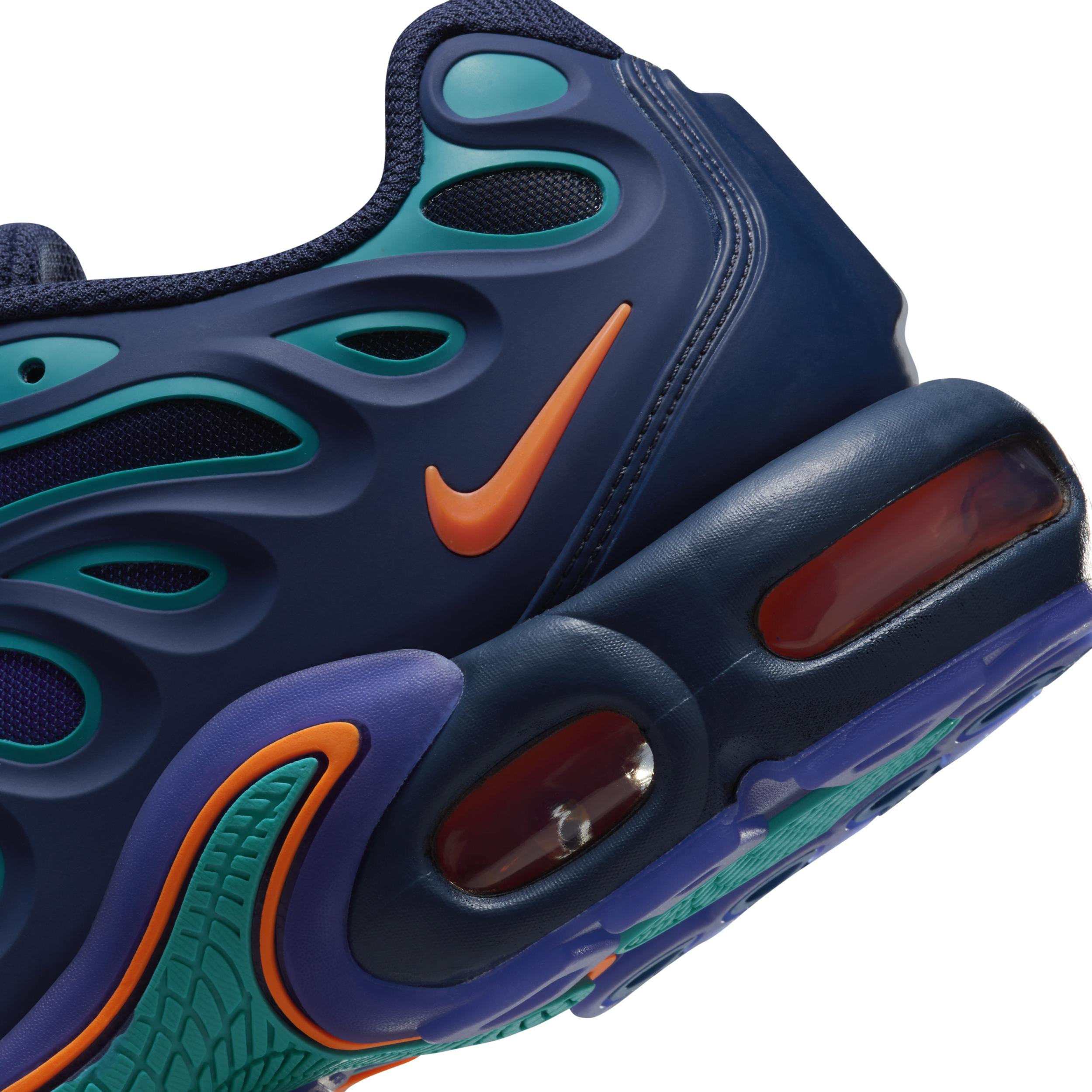 Nike Men's Air Max Plus Drift Shoes Product Image