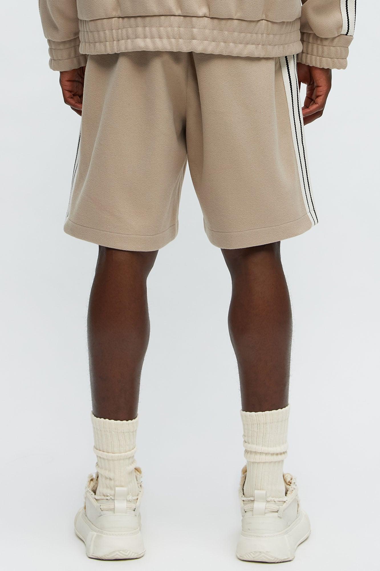 Tyson Resort Relaxed Shorts - Tan Product Image