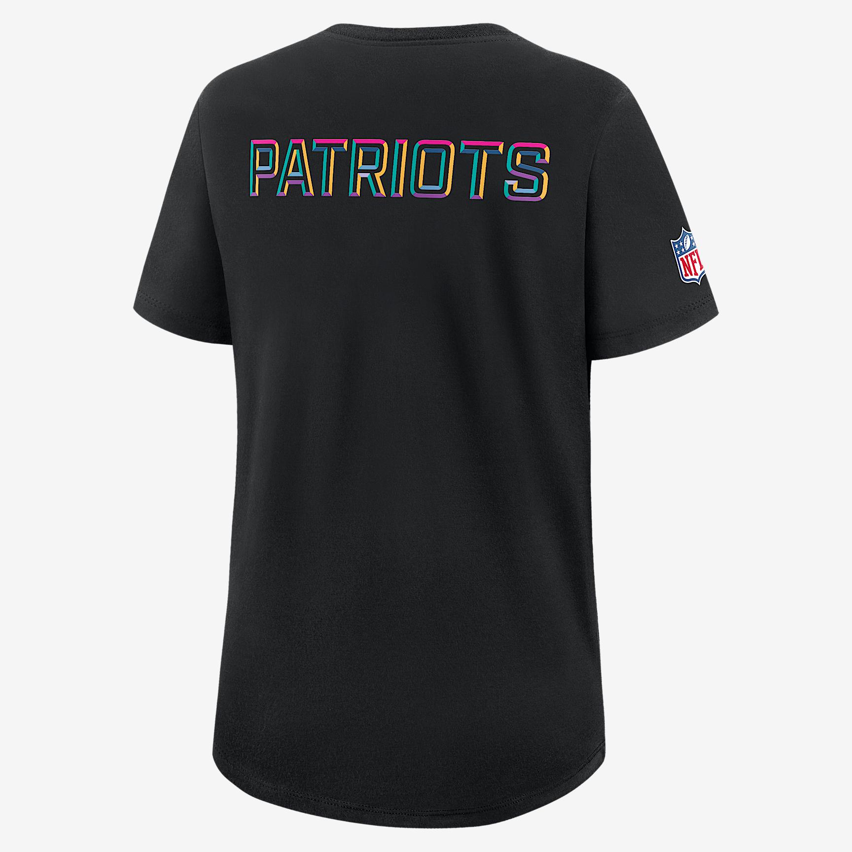 New England Patriots Crucial Catch Women's Nike Dri-FIT NFL T-Shirt Product Image
