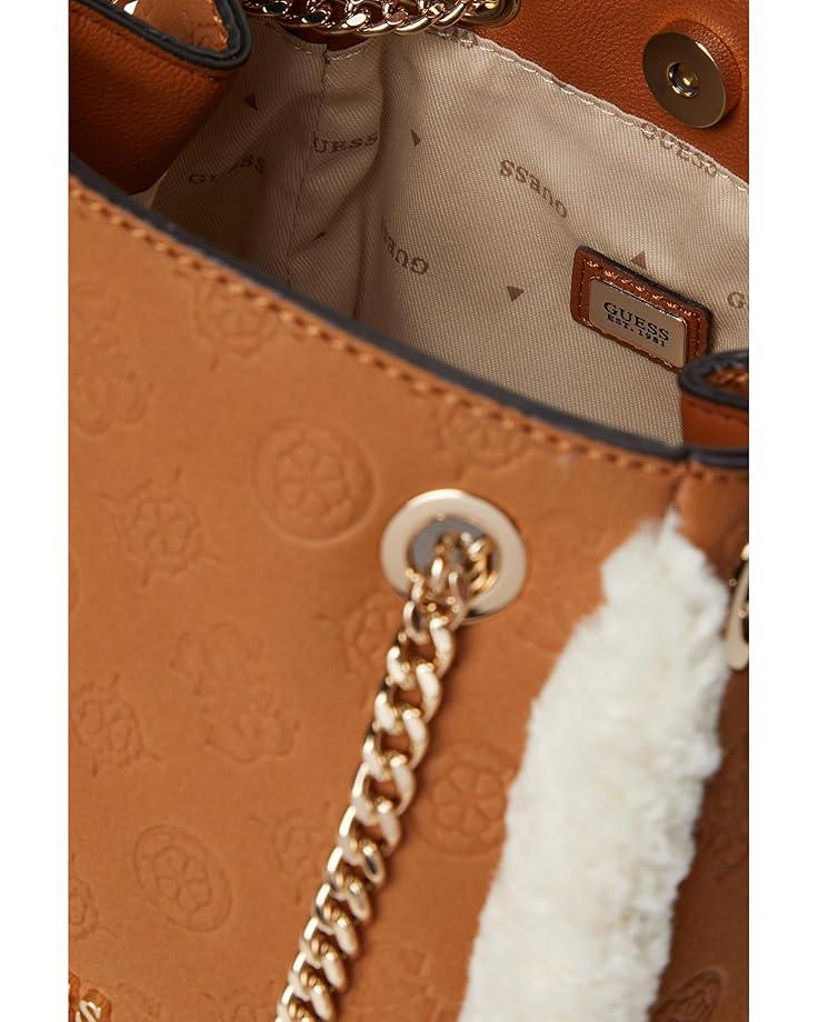 Davika Flap Shoulder Bag Product Image