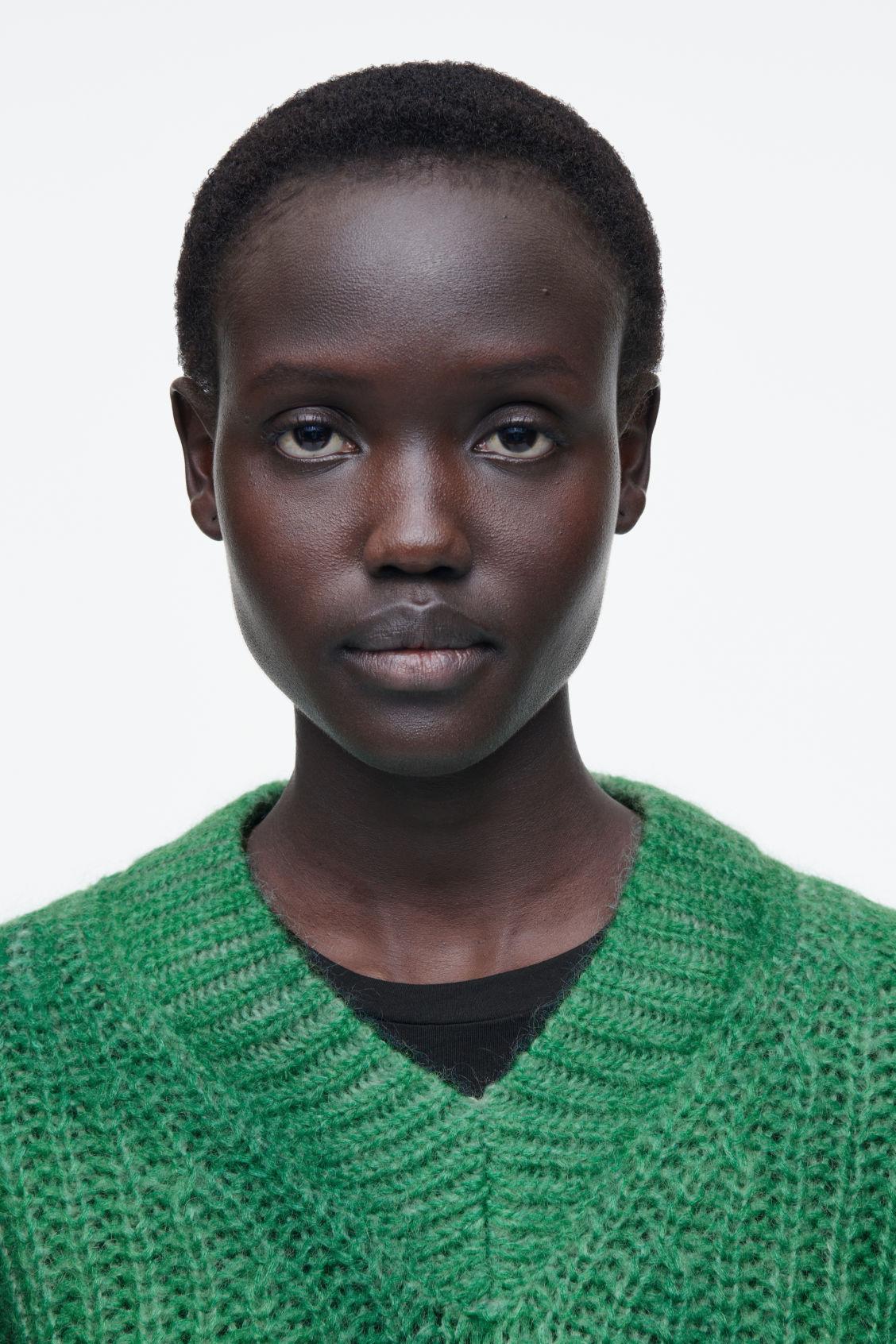 SPRAY-EFFECT MOHAIR V-NECK SWEATER Product Image