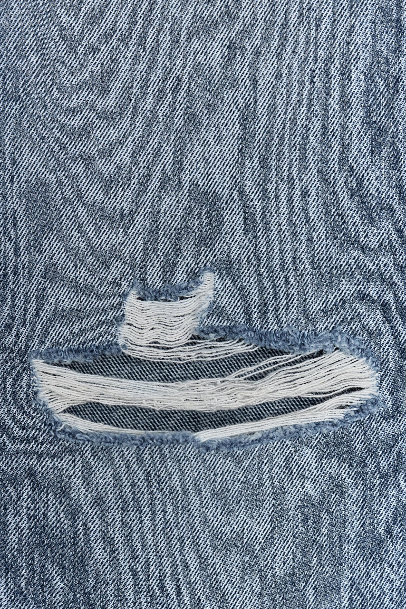 TRF RIPPED HIGH-WAIST MOM FIT JEANS Product Image