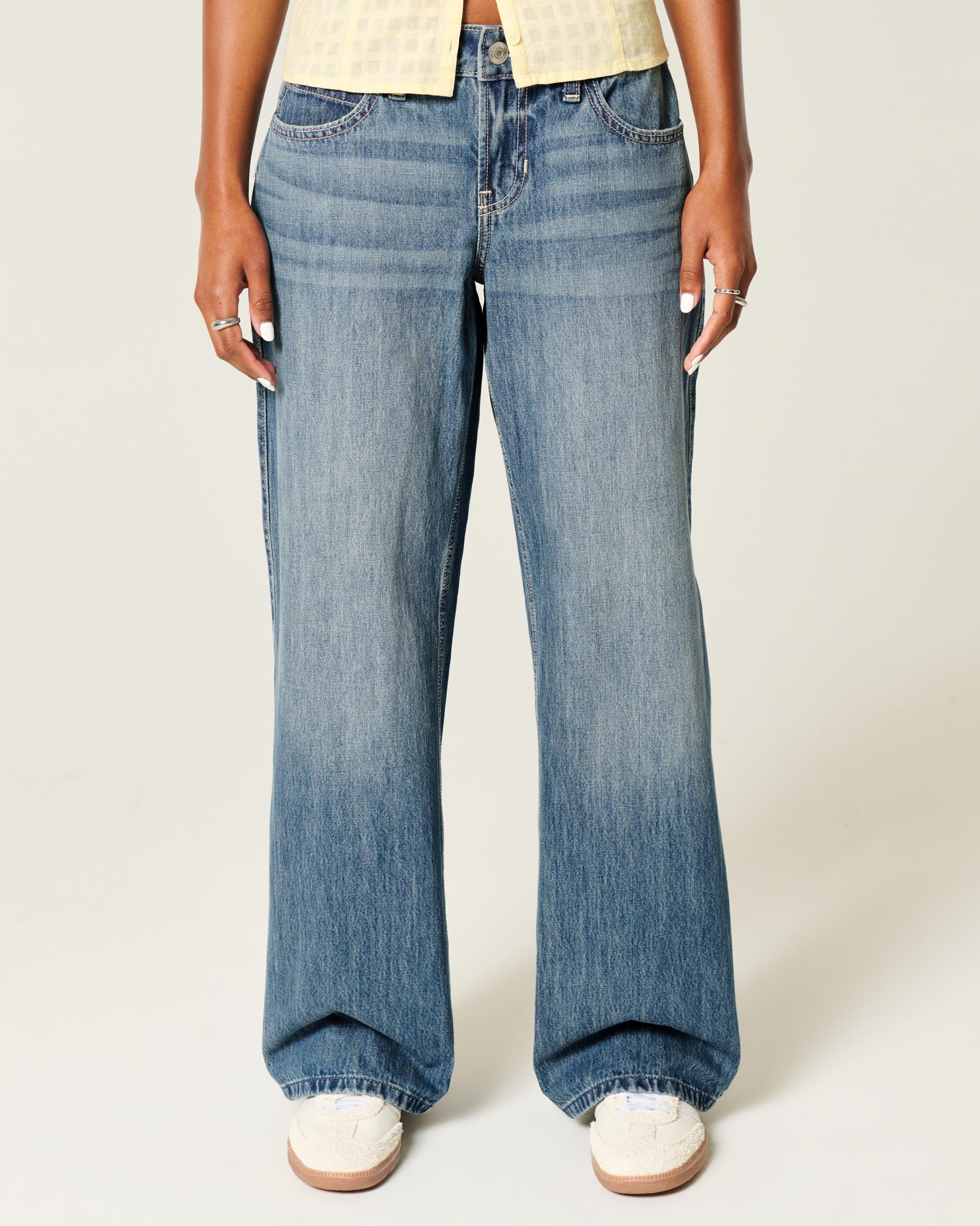 Low-Rise Medium Wash Los Angeles Graphic Baggy Jeans Product Image
