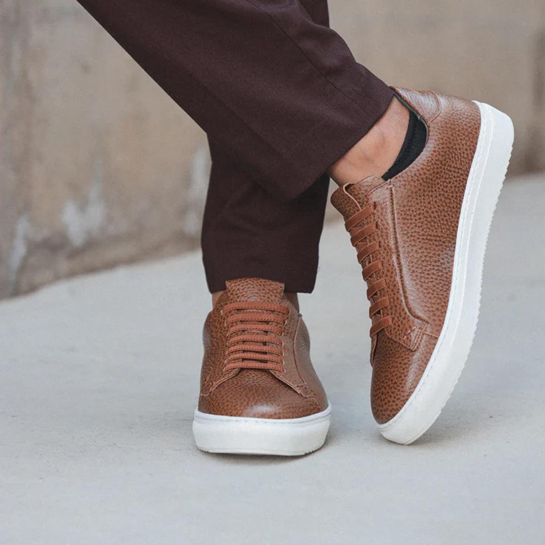 36's Laceless Low Top Product Image