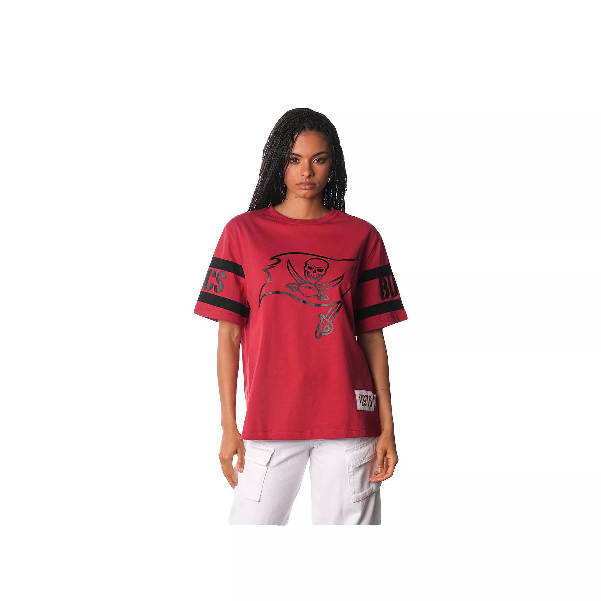 Women's The Wild Collective Red Tampa Bay Buccaneers Drop Shoulder T-Shirt, Size: Medium Product Image