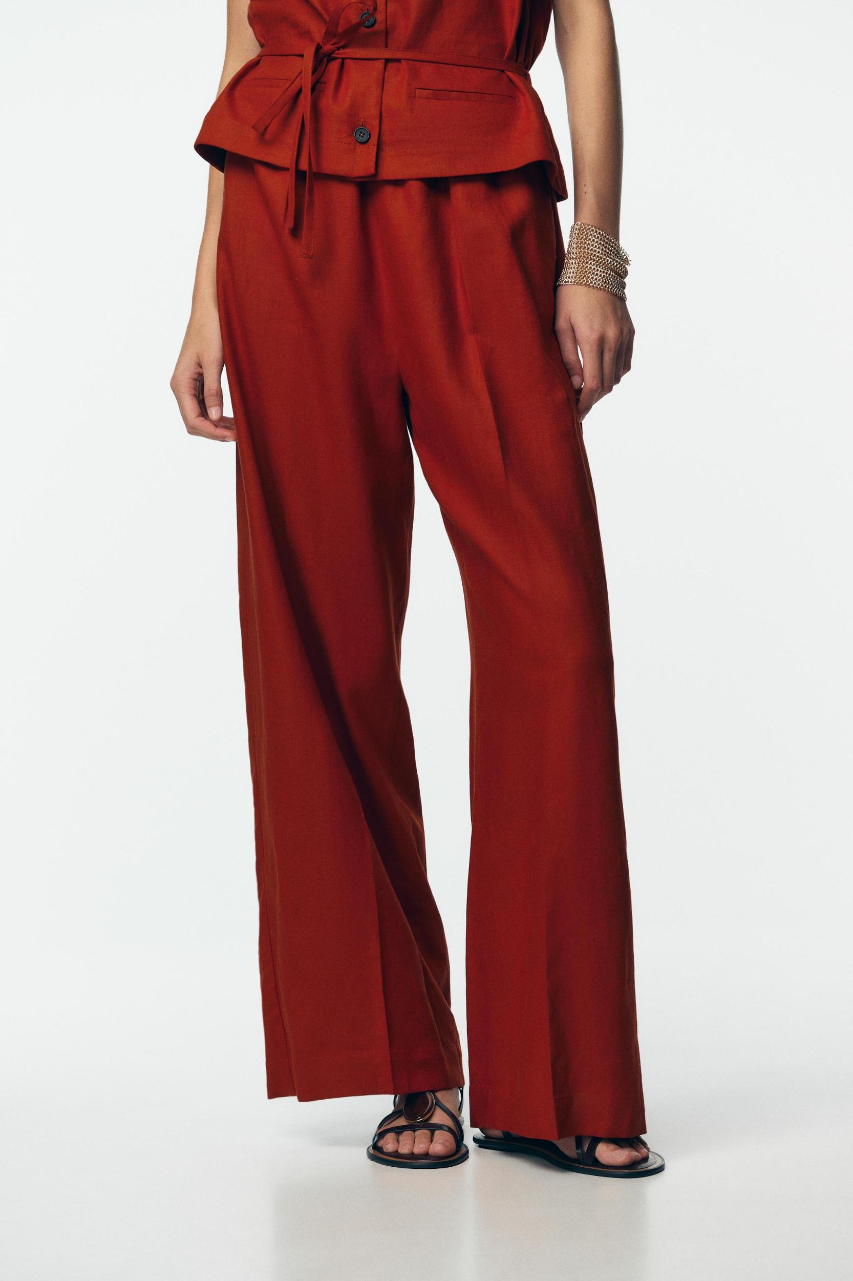 LINEN VEST JUMPSUIT Product Image