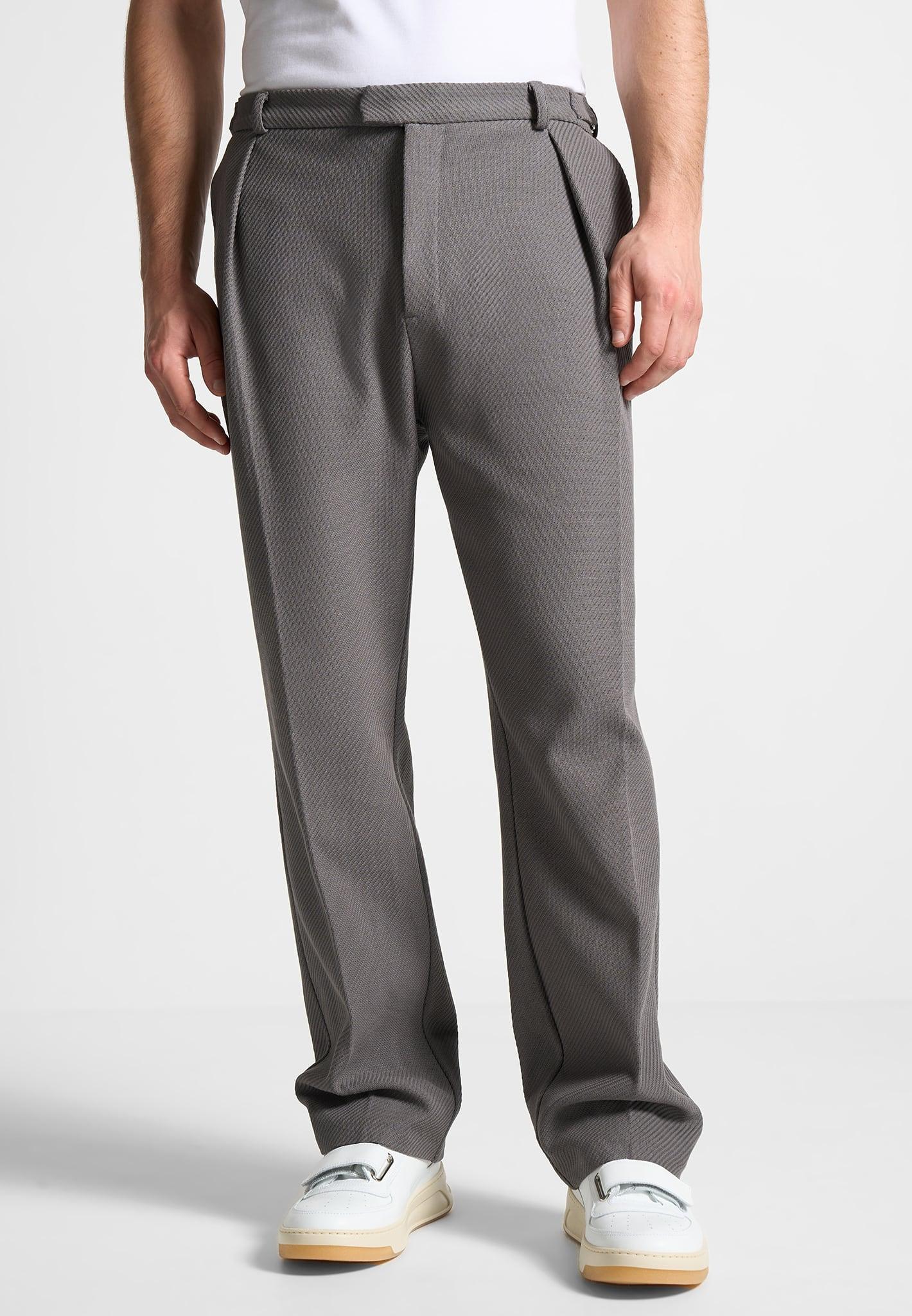 Relaxed Fit Twill Pleated Tailored Trousers - Grey Male Product Image