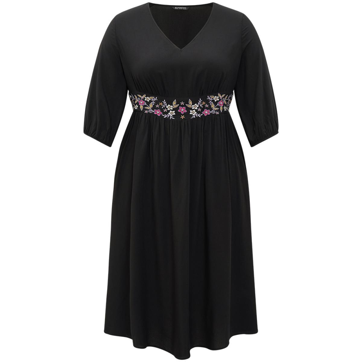 Plus Size Floral Embroidered Patchwork Pocket Elastic Cuffs Dress Black Women Vacation Elastic cuffs V-neck Elbow-length sleeve Curvy Midi Dress BloomChic 22-24/3X Product Image
