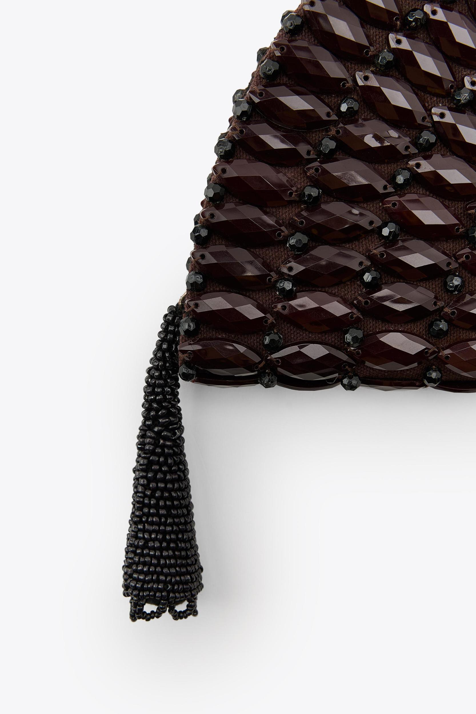 BEADED FAN BAG Product Image