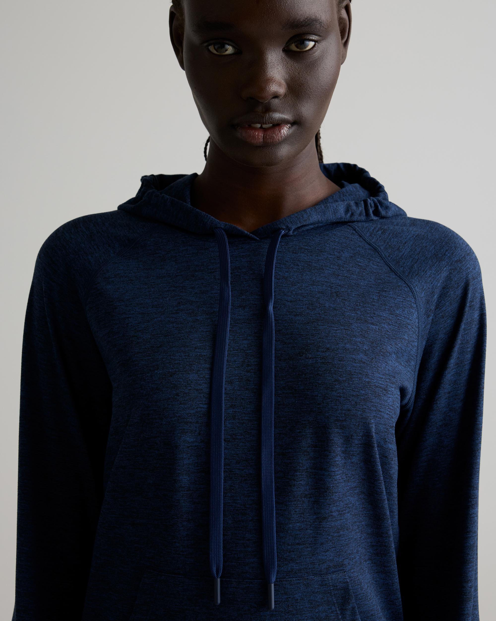 Quince | Women's Super Soft Performance Pullover Hoodie in Navy, Flowknit Activewear, Size XS, Recycled Polyester Product Image