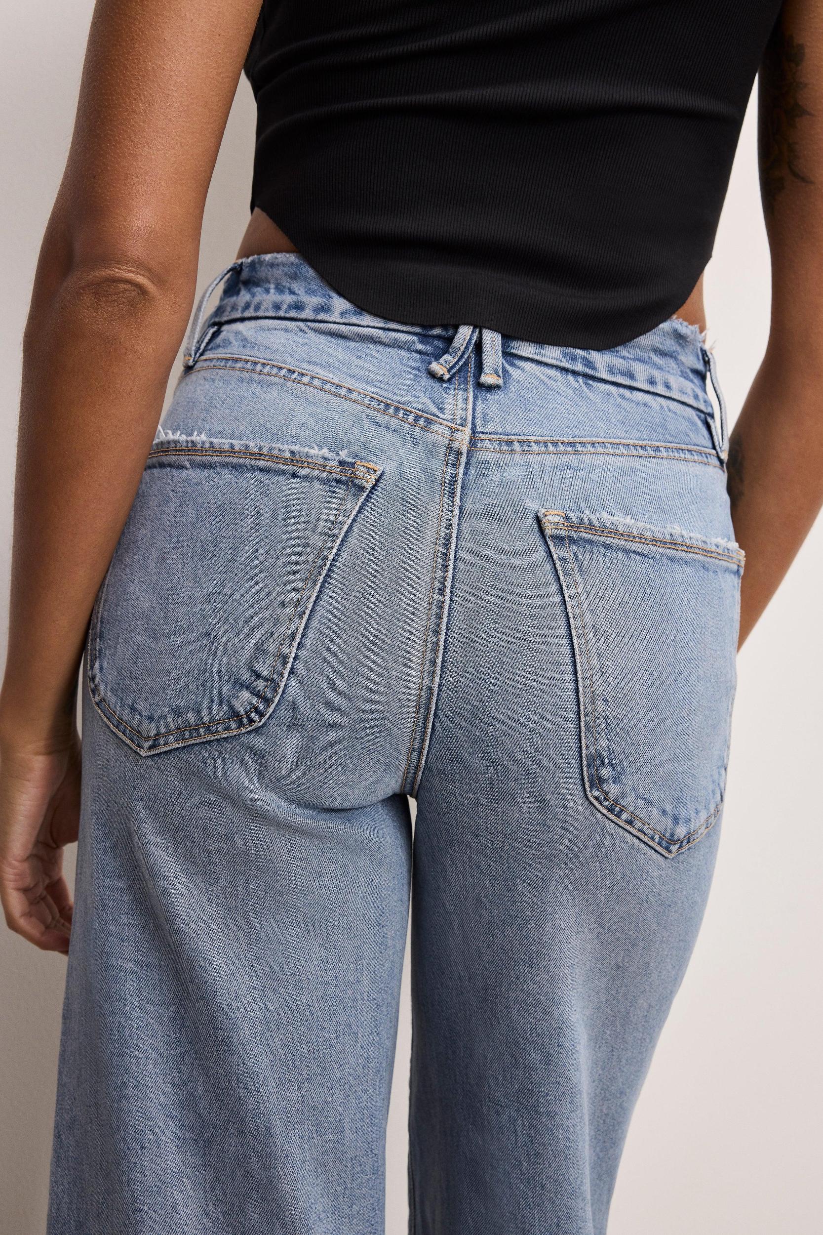 SOFT TECH GOOD WAIST PALAZZO CROPPED JEANS | INDIGO861 Product Image