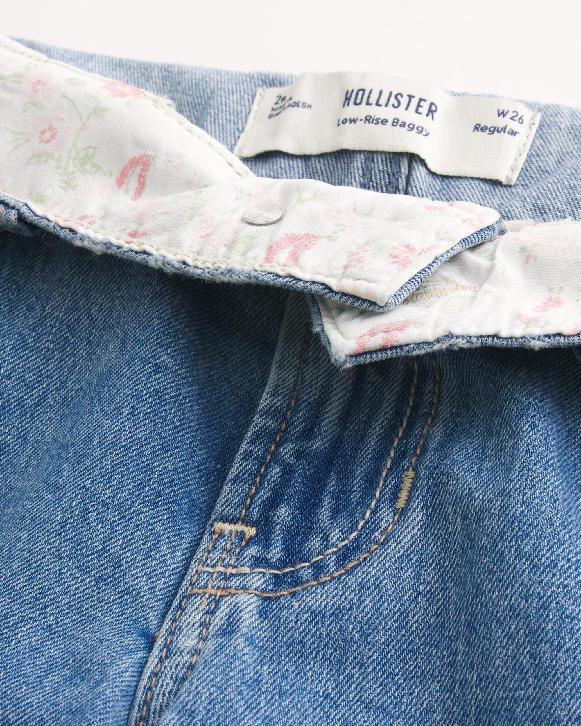 Low-Rise Medium Wash Foldover Waist Baggy Jean Product Image