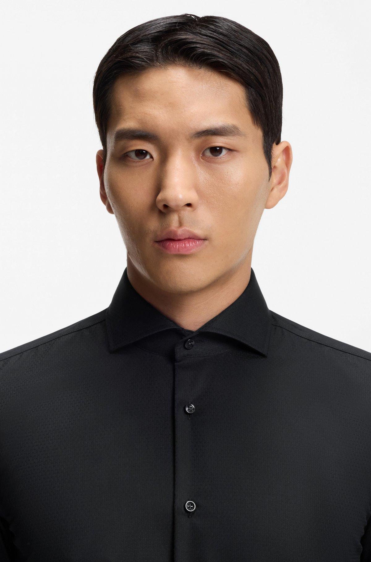 Wrinkle-resistant slim-fit shirt in cotton twill Product Image