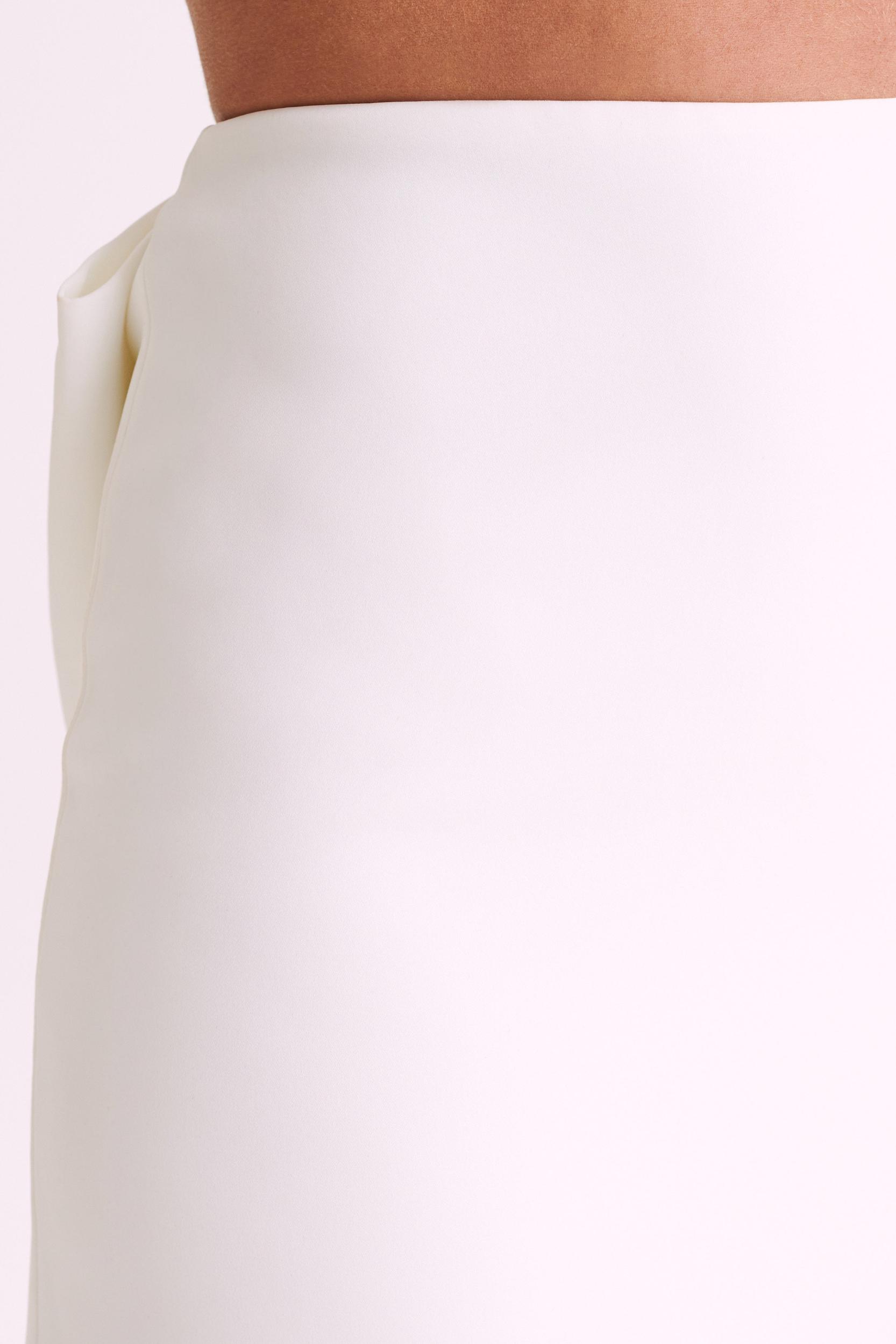 Jana Bow Mini Skirt - White Product Image