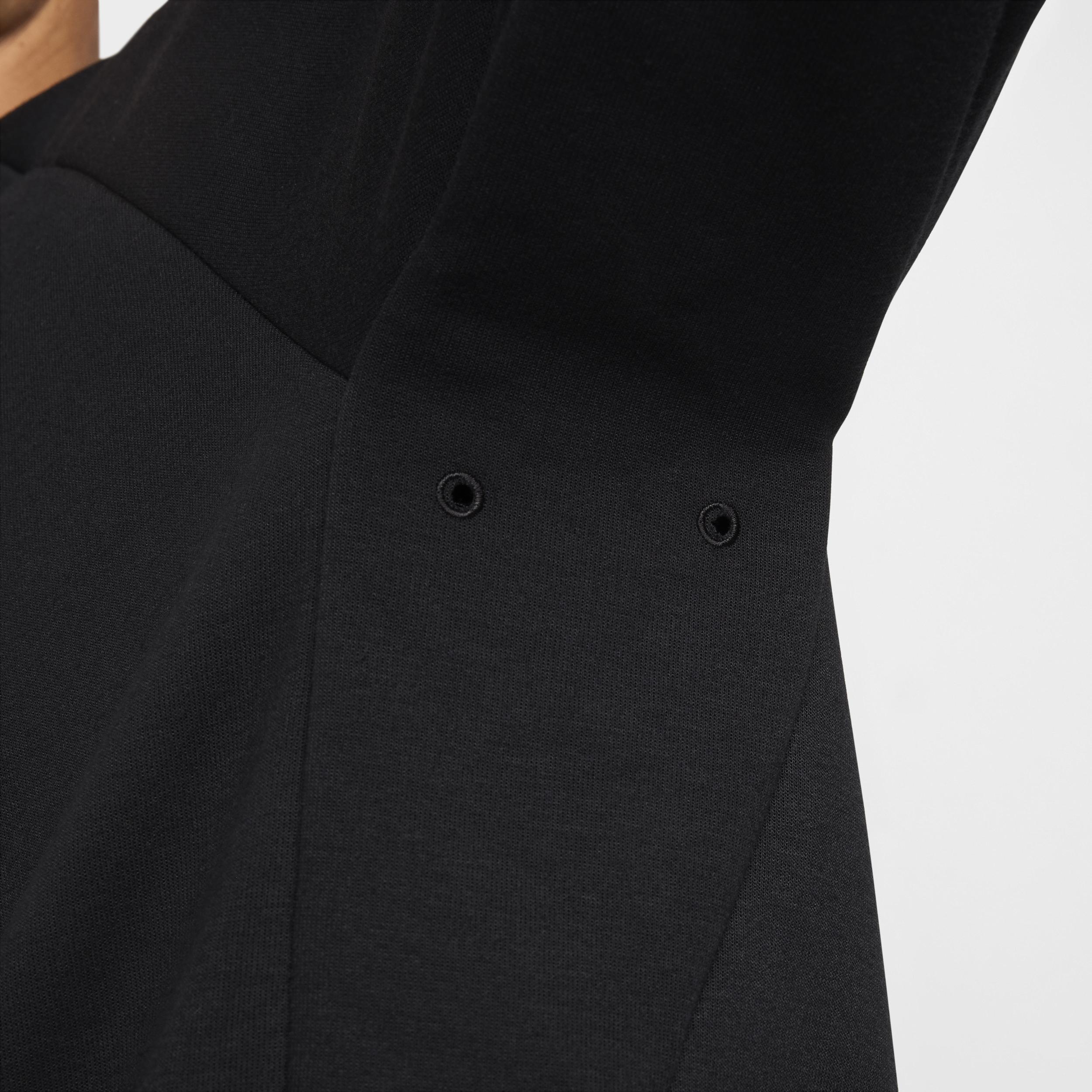 Nike Men's Primary Fleece Dri-FIT UV Performance Crew Product Image