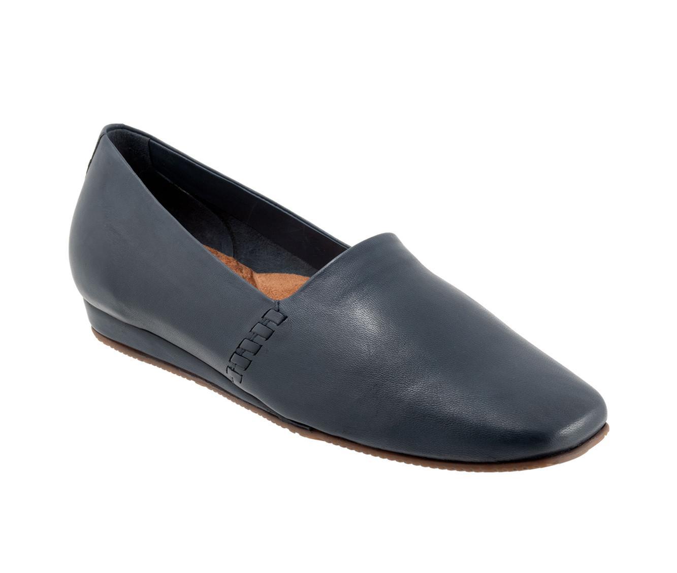 Women's Softwalk Vale Loafers Product Image