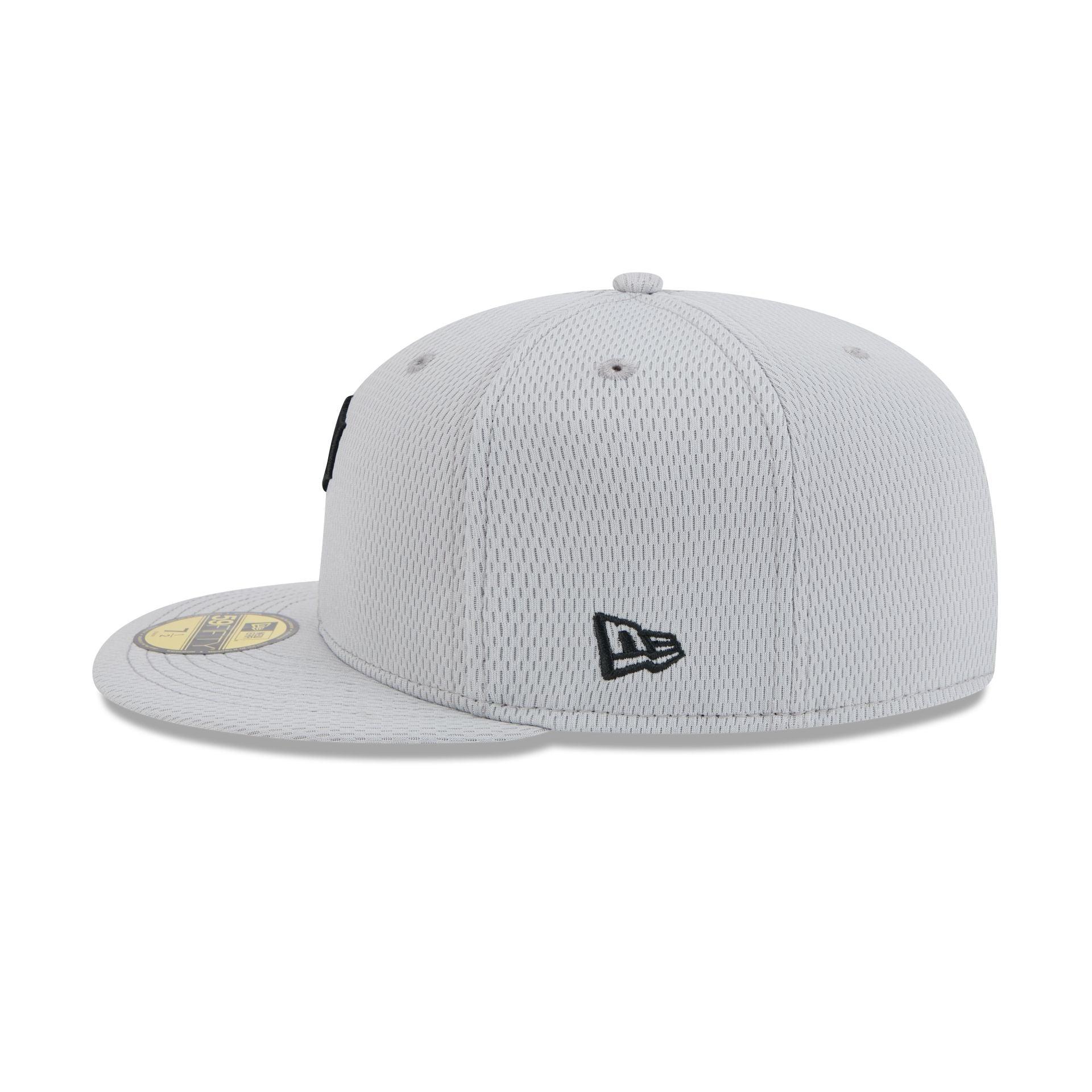 Pittsburgh Pirates 2025 Clubhouse Gray 59FIFTY Fitted Hat Male Product Image