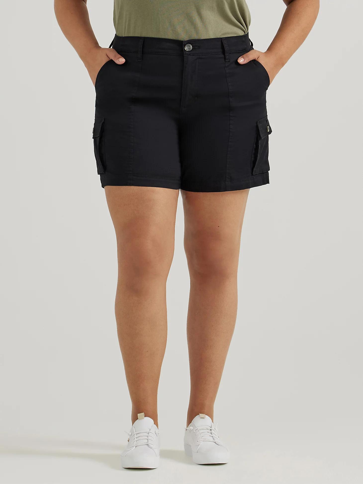 Women's Ultra Lux Comfort with Flex-to-Go Relaxed Fit Cargo Short (Plus) | Women's Shorts | Lee® Product Image