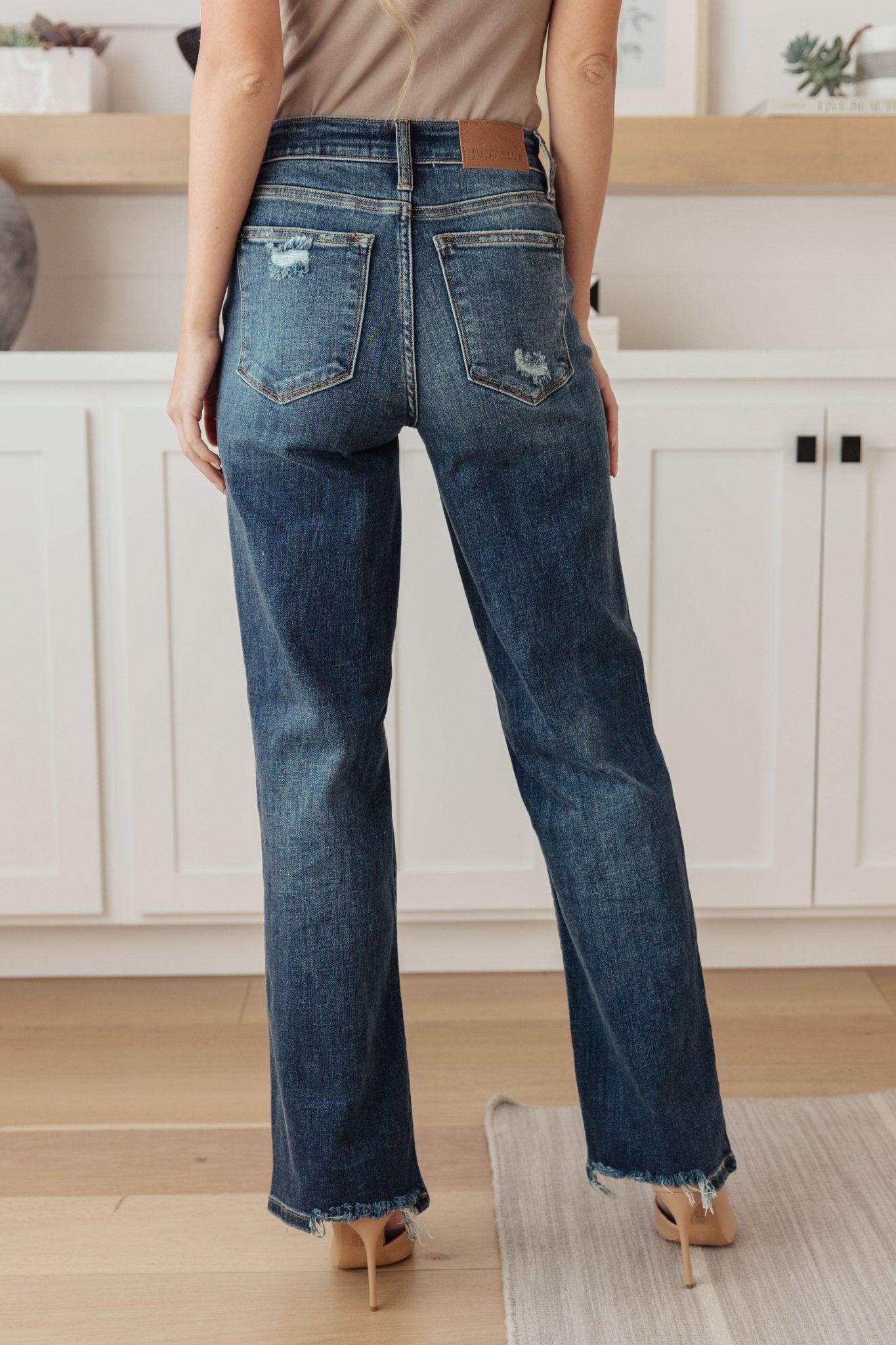 Rose High Rise 90's Straight Jeans in Dark Wash (Online Exclusive) Product Image