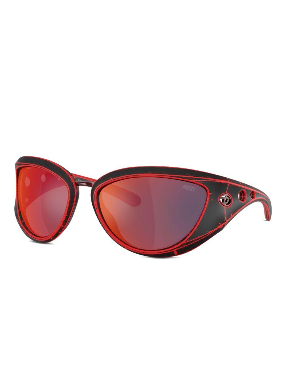 butterfly-frame sunglasses Product Image