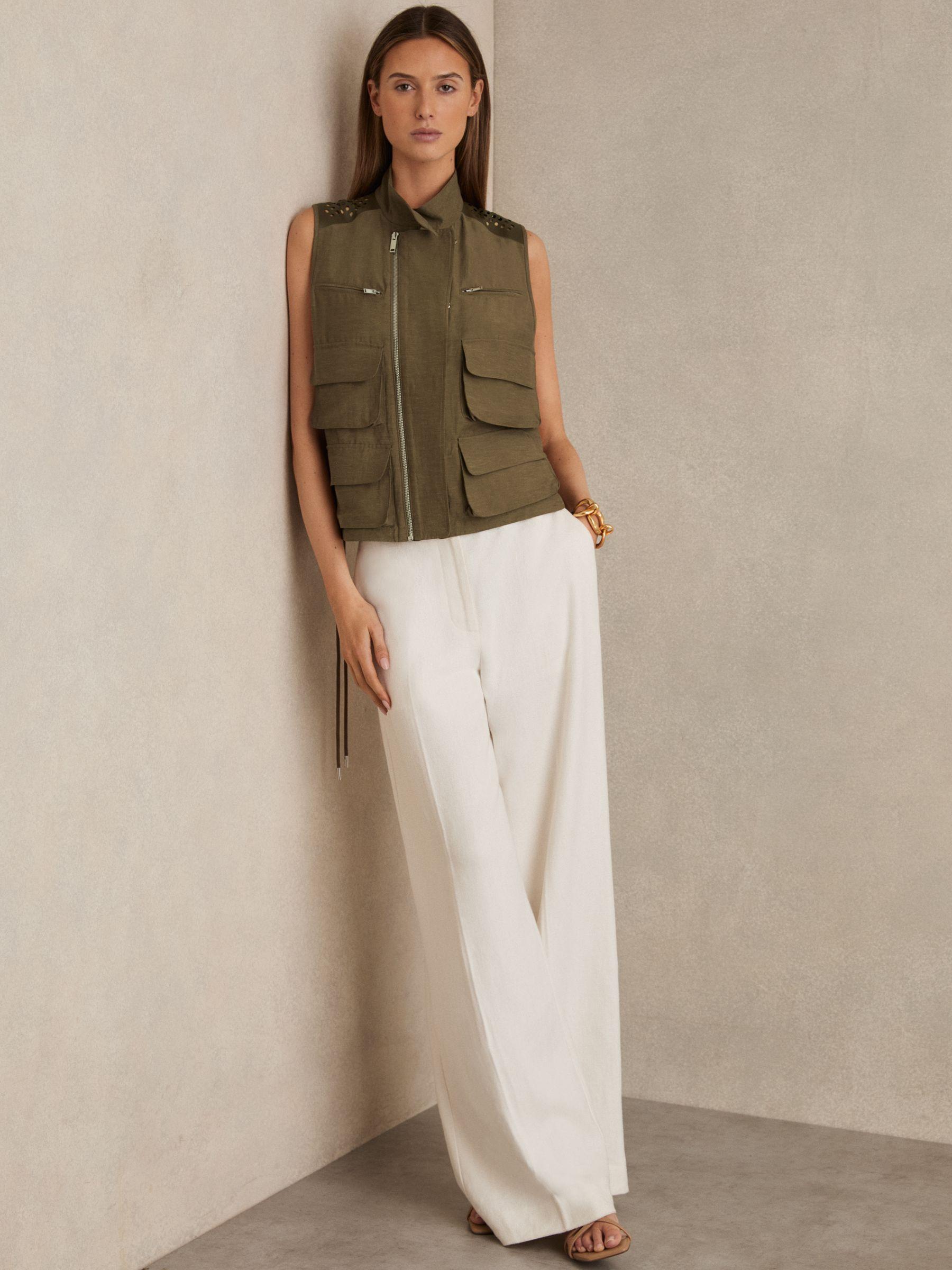 Cargo-Pocket Laser-Cut Gilet With Linen in Khaki Product Image