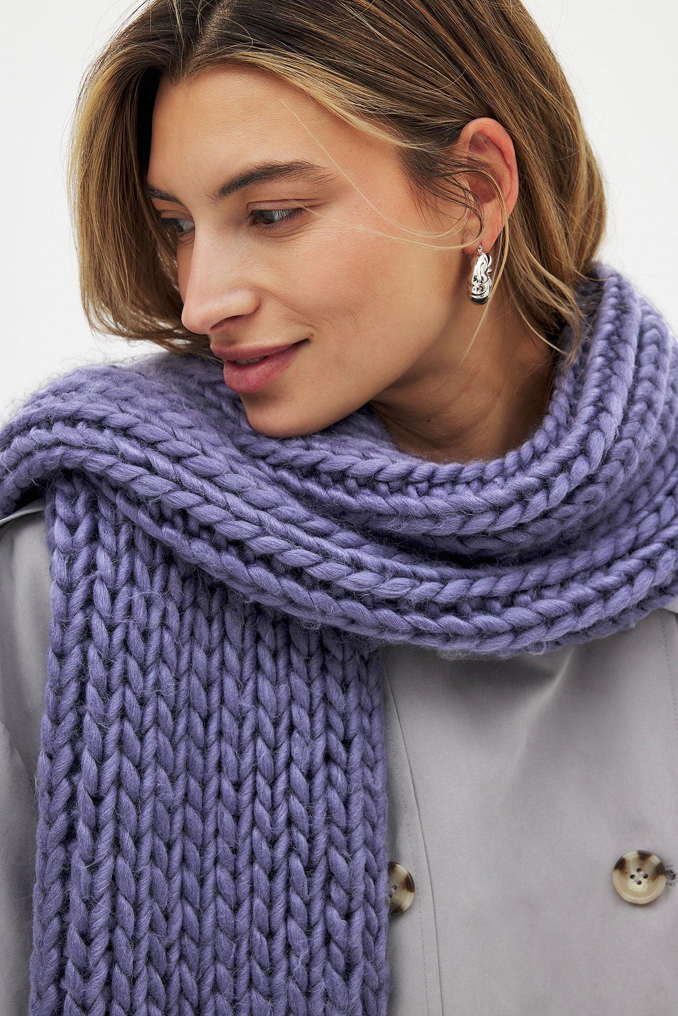 Ultra Chunky Knitted Scarf Product Image