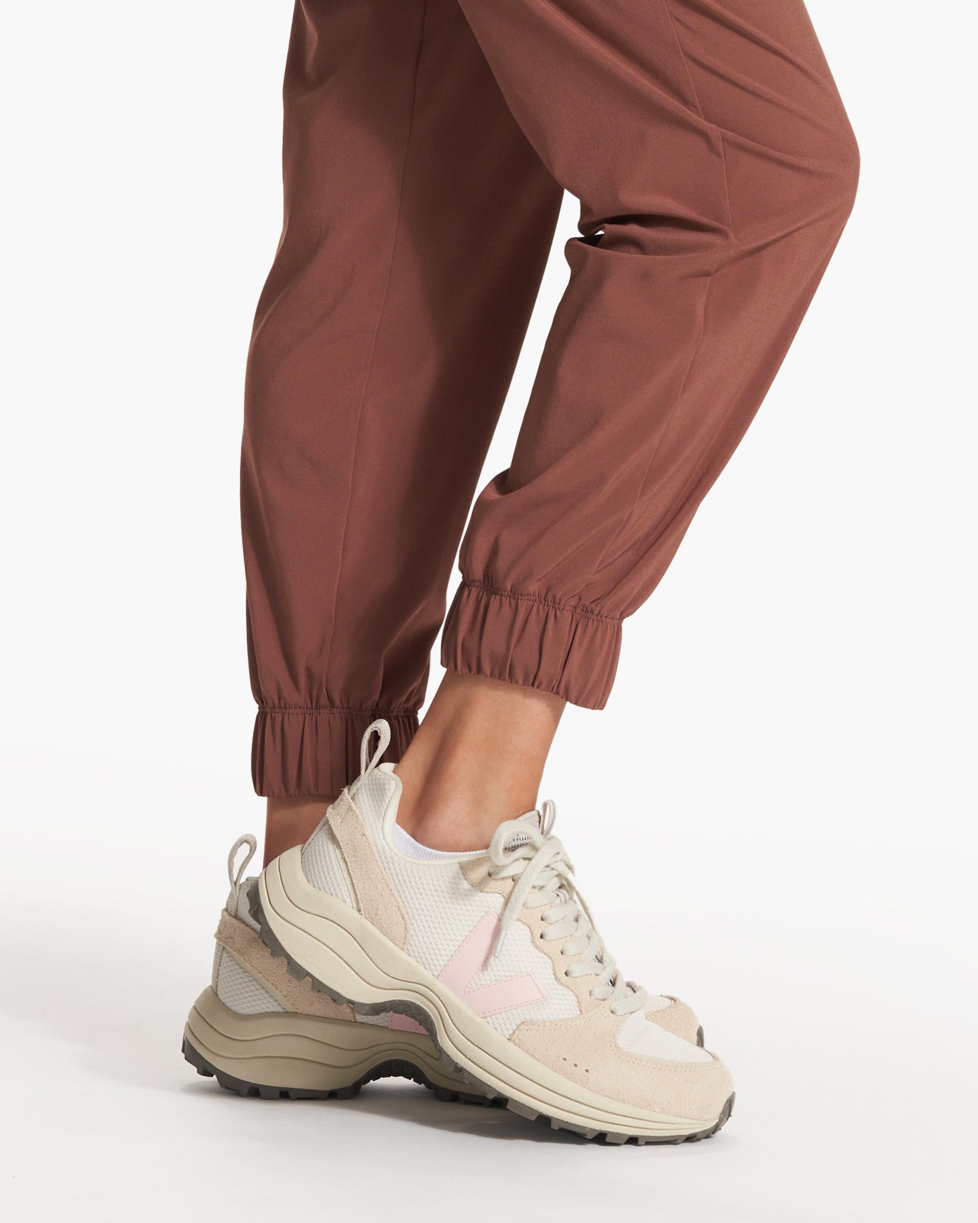Villa Jogger Product Image