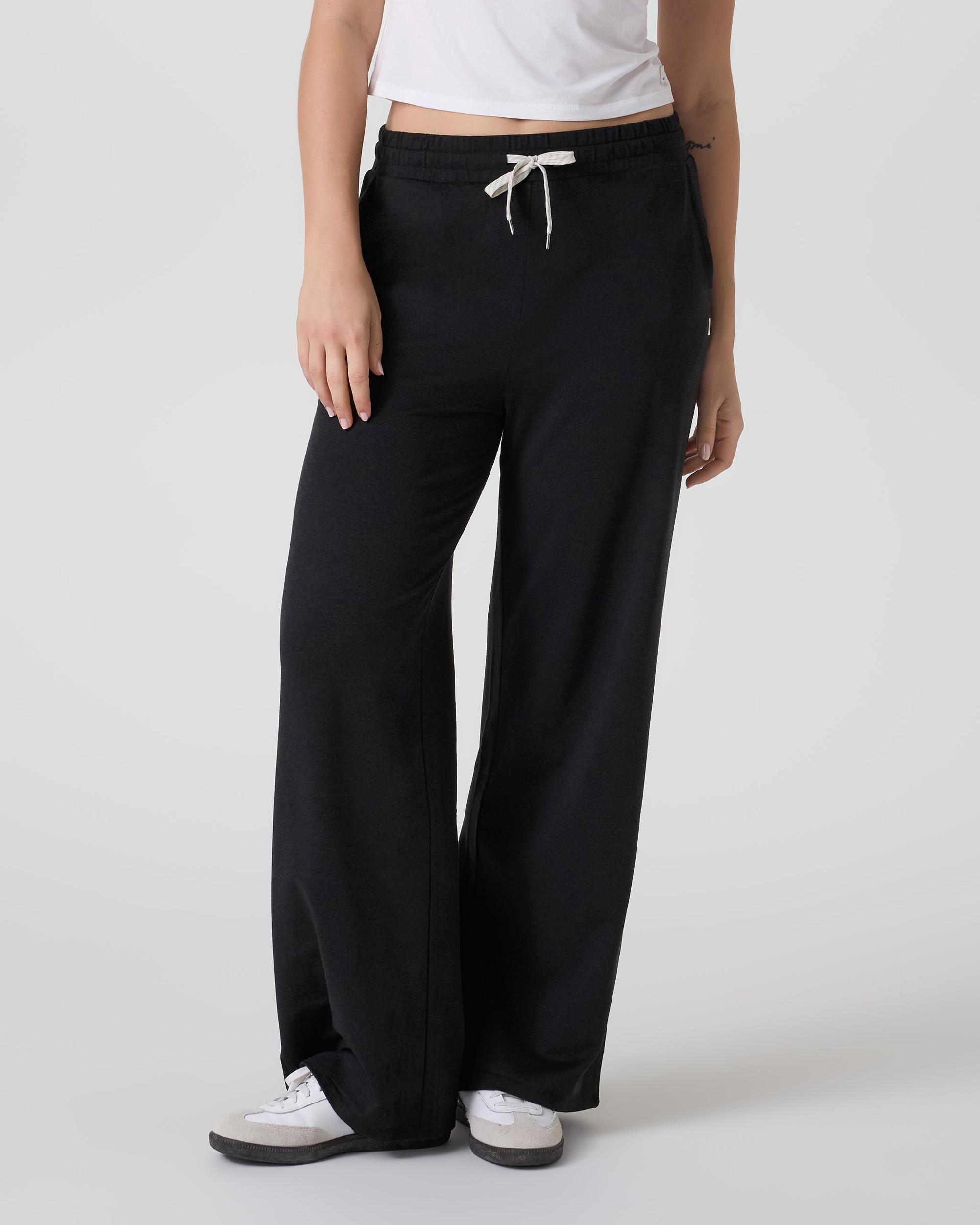 Halo Essential Wideleg Pant Product Image