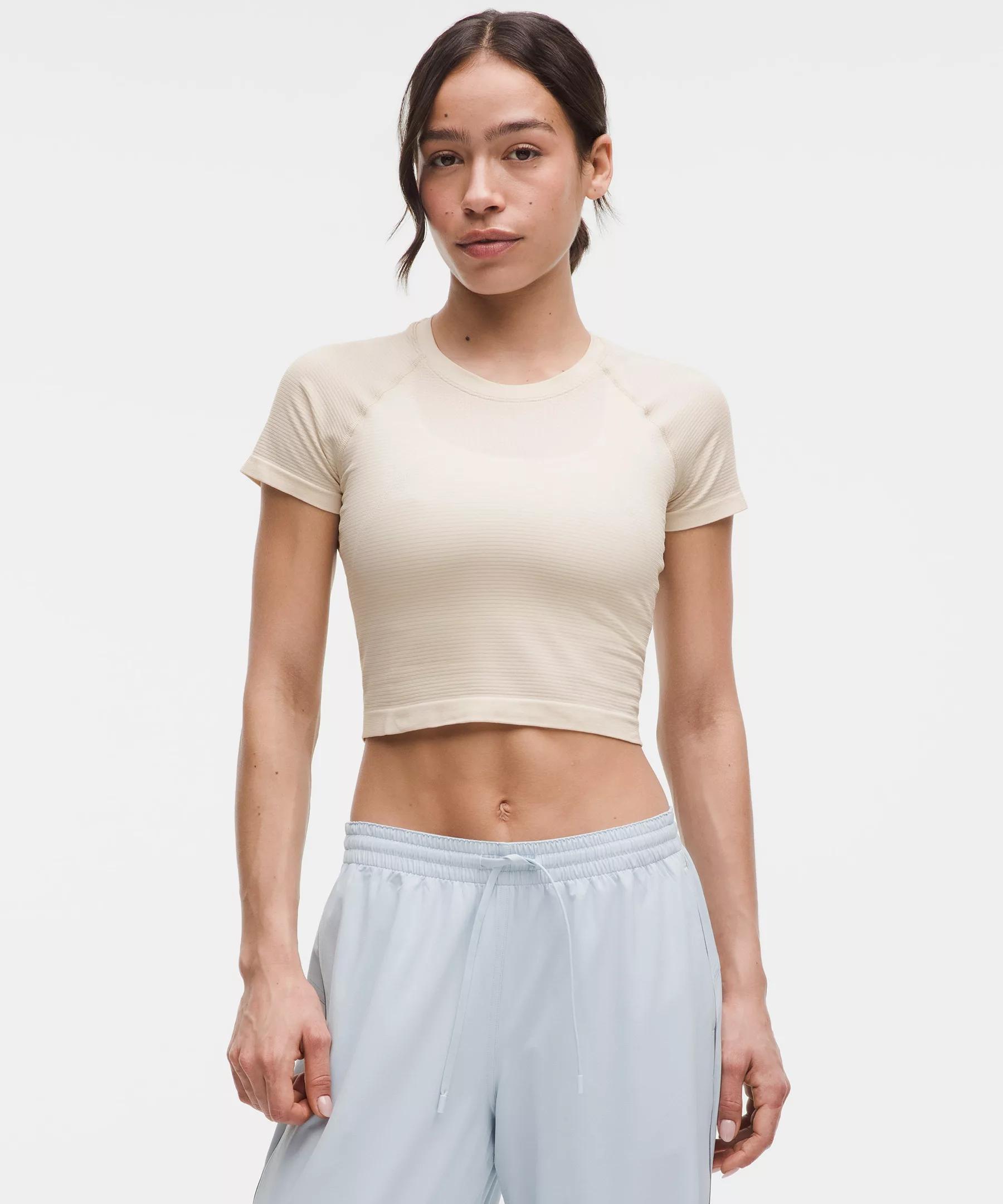Swiftly Tech Cropped Short-Sleeve Shirt 2.0 Product Image